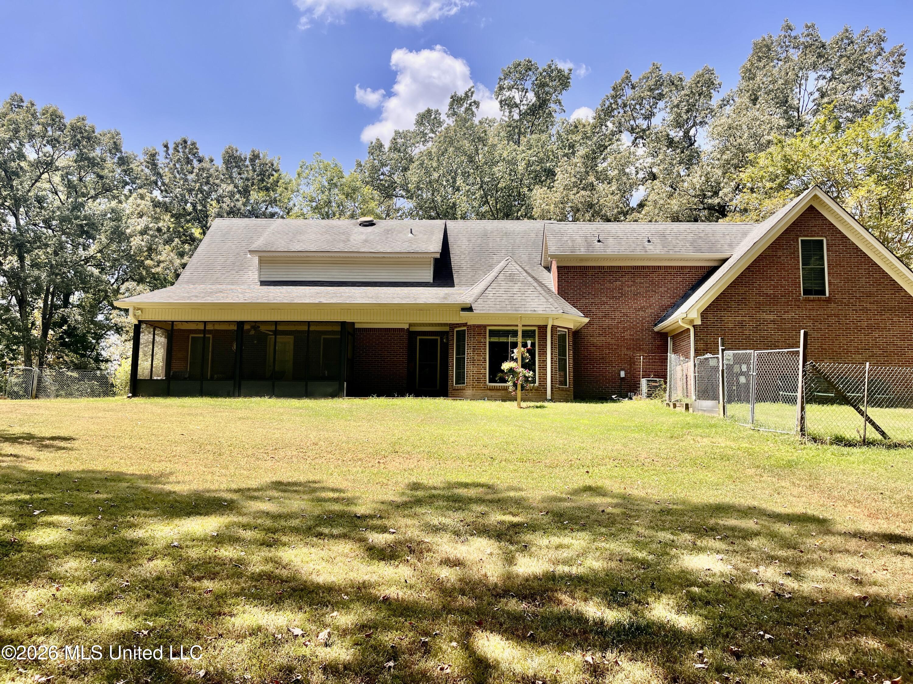 5560 Poplar Corner Road Property Photo 6