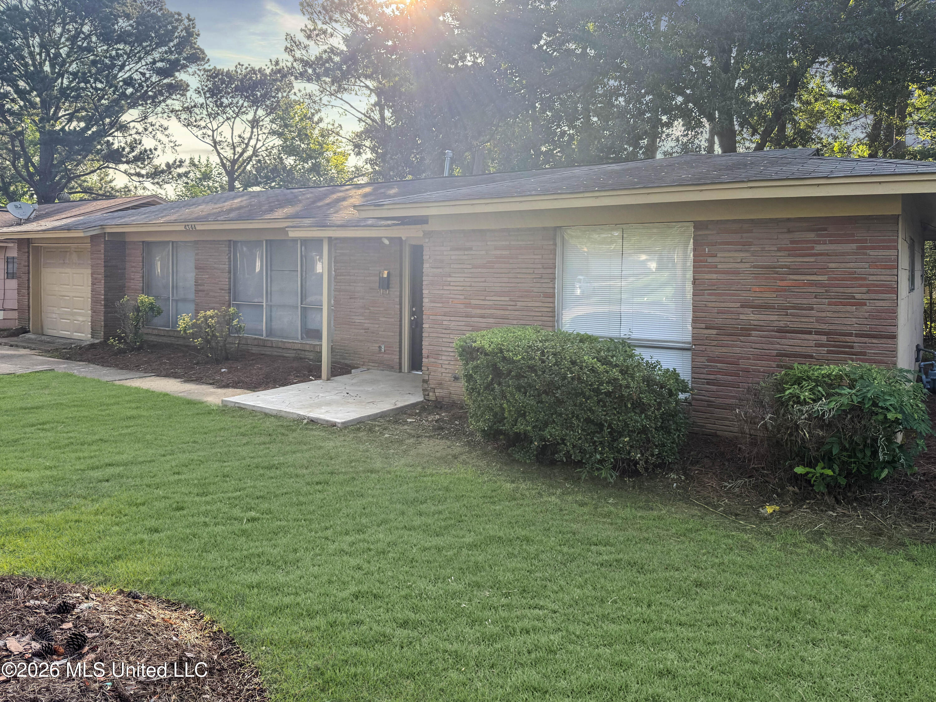 4344 California Avenue Property Photo 1