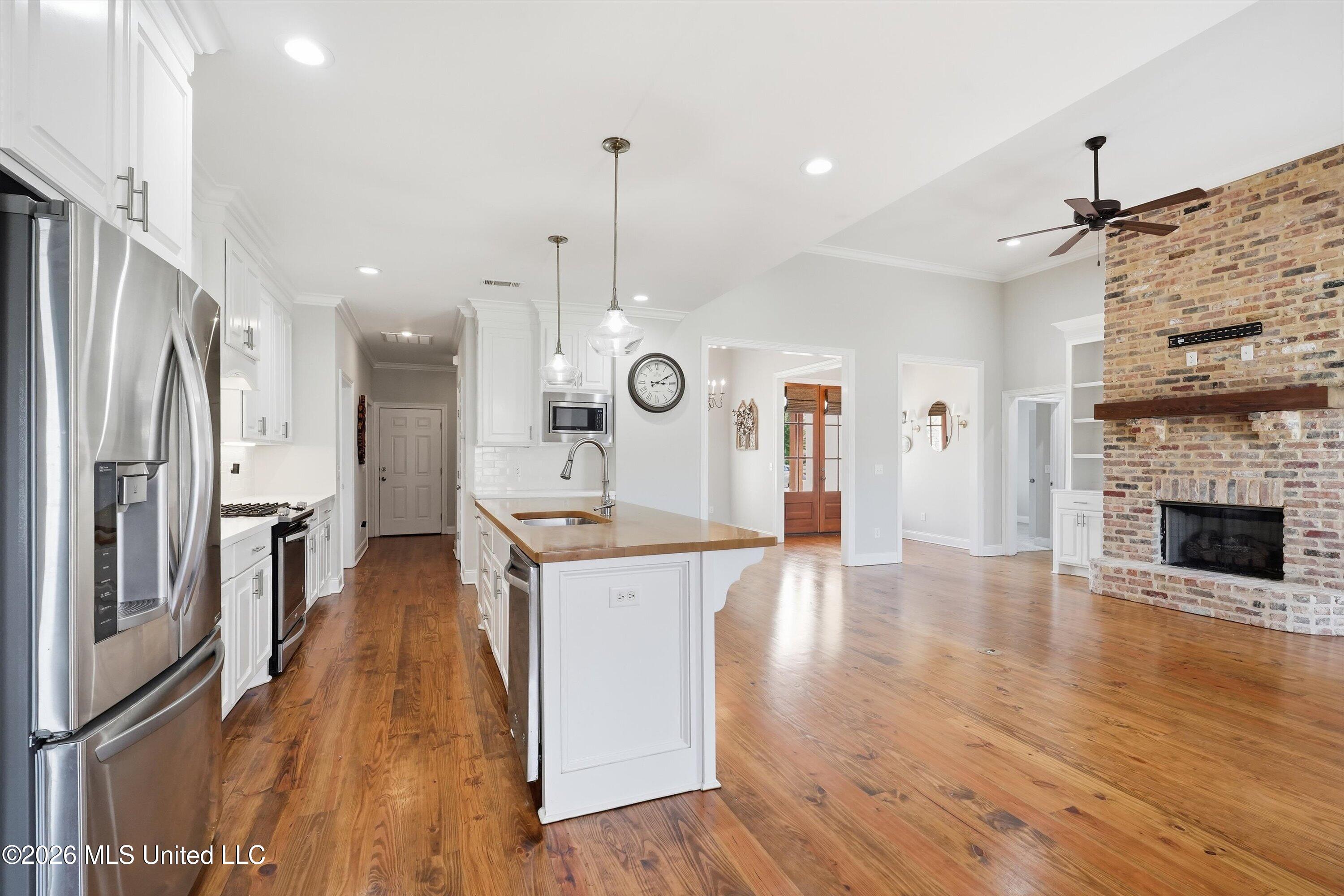 420 Emerald Trail Property Photo 6