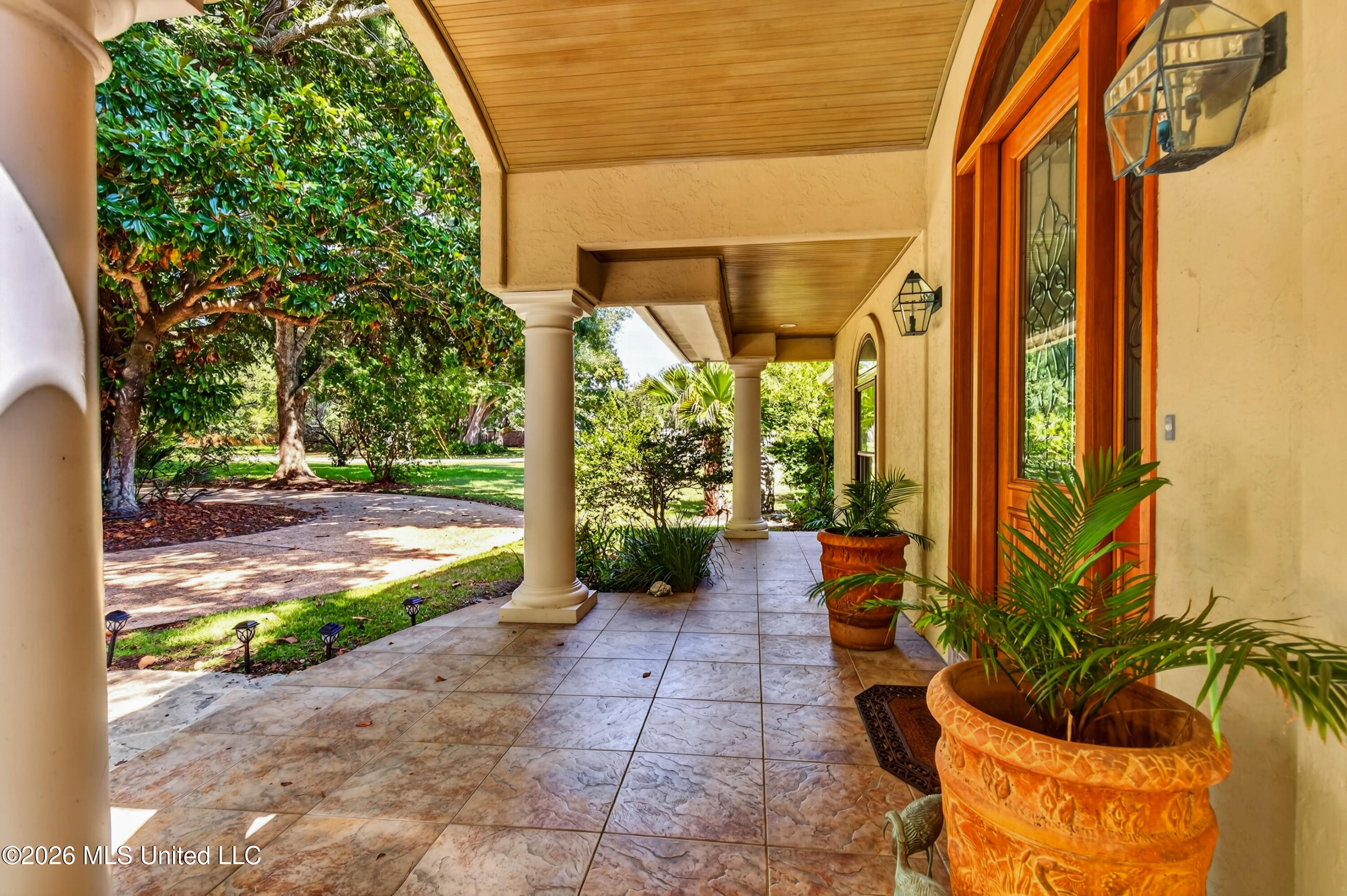 1401 Seacliffe Drive Property Photo 11