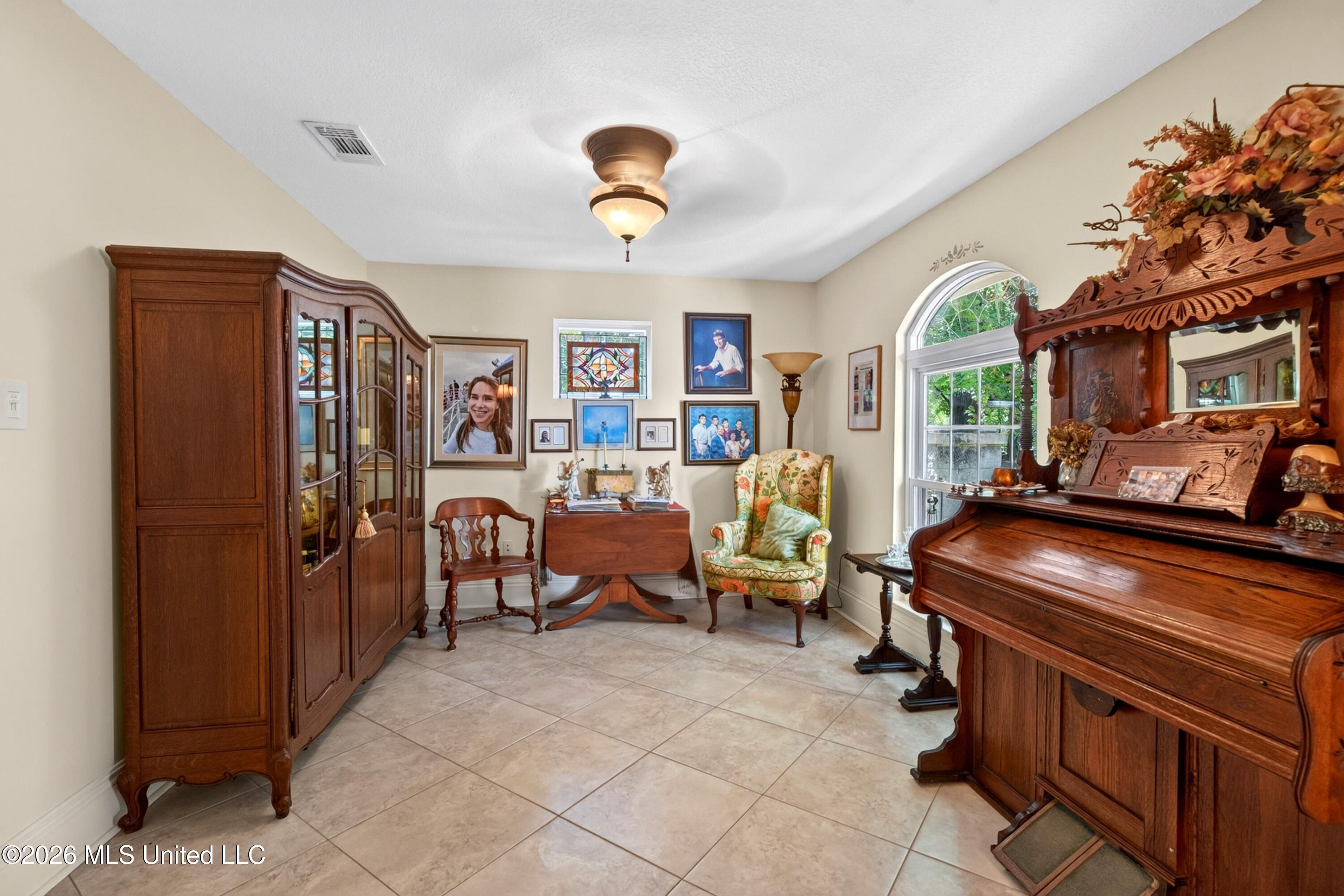 1401 Seacliffe Drive Property Photo 17