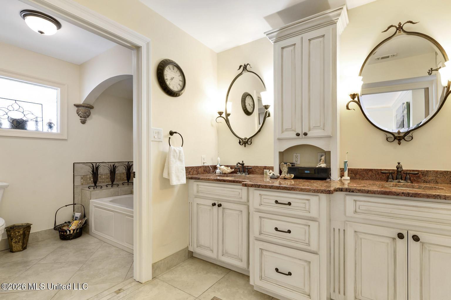 1401 Seacliffe Drive Property Photo 47