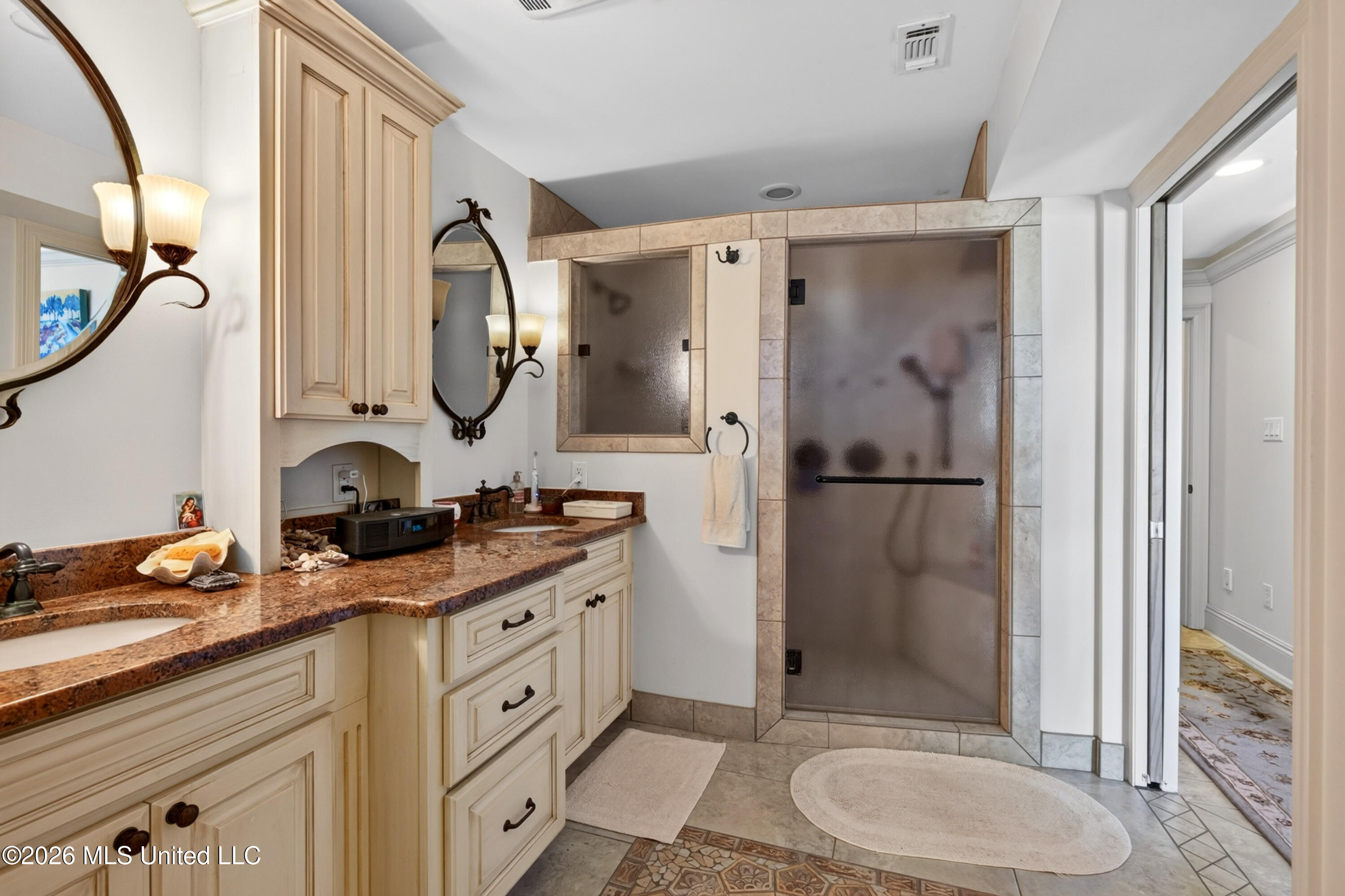 1401 Seacliffe Drive Property Photo 49