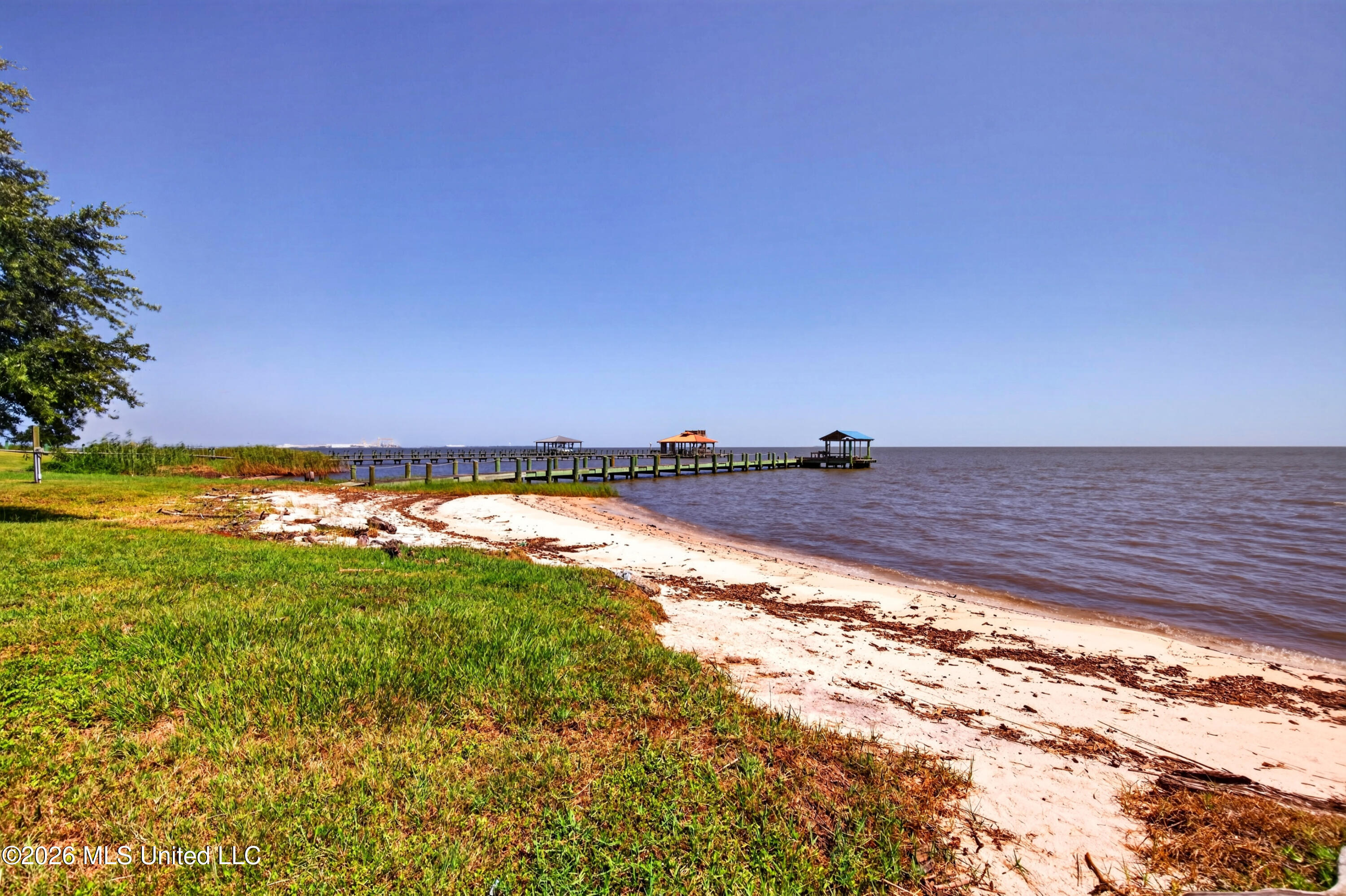 1401 Seacliffe Drive Property Photo 85