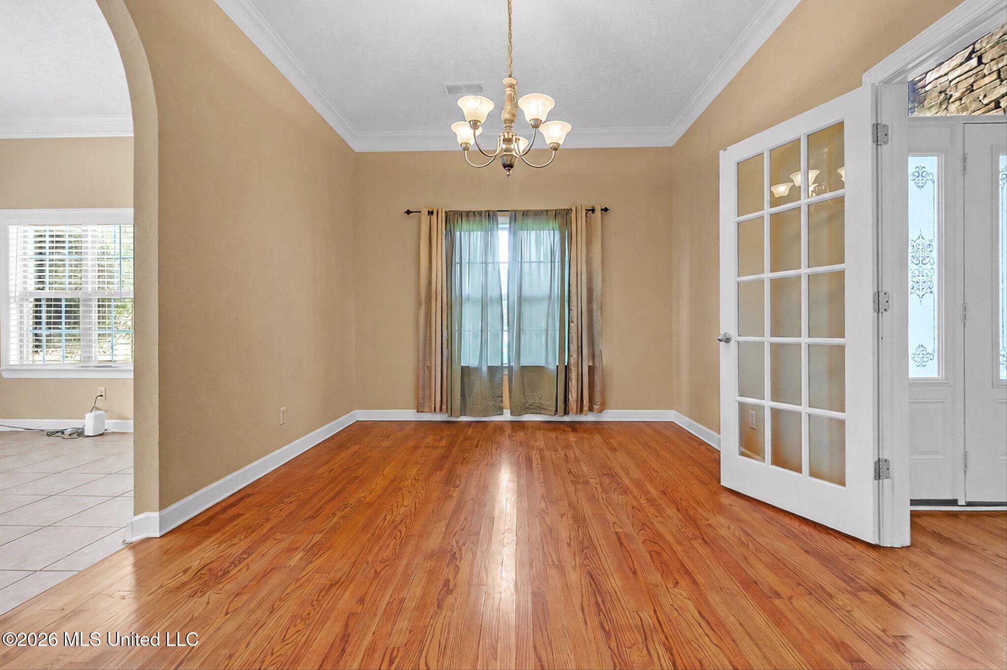 4657 Wedge Hill Drive Property Photo 3