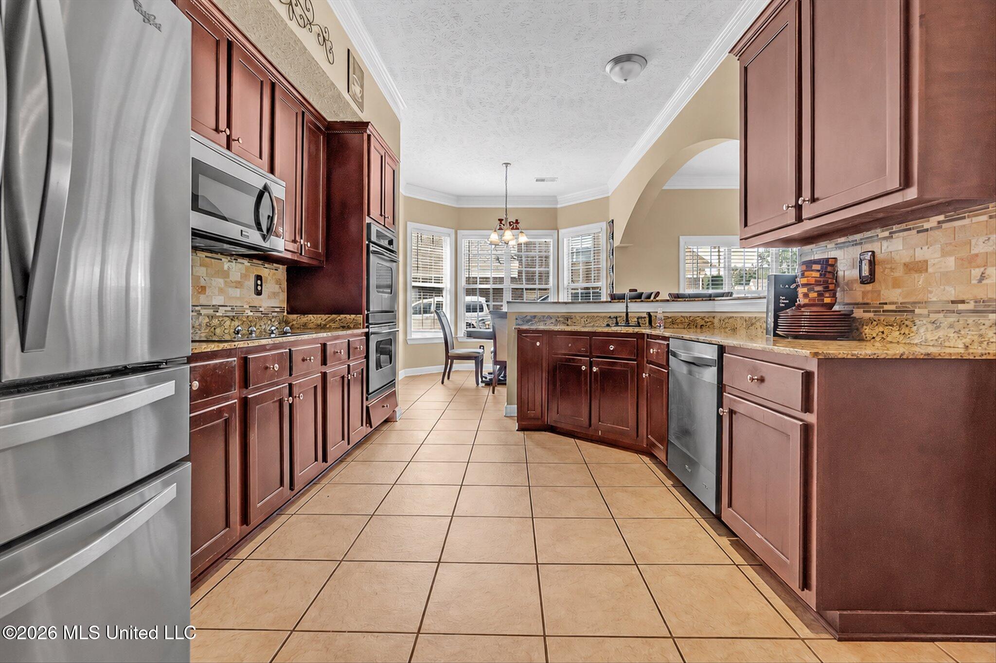 4657 Wedge Hill Drive Property Photo 4