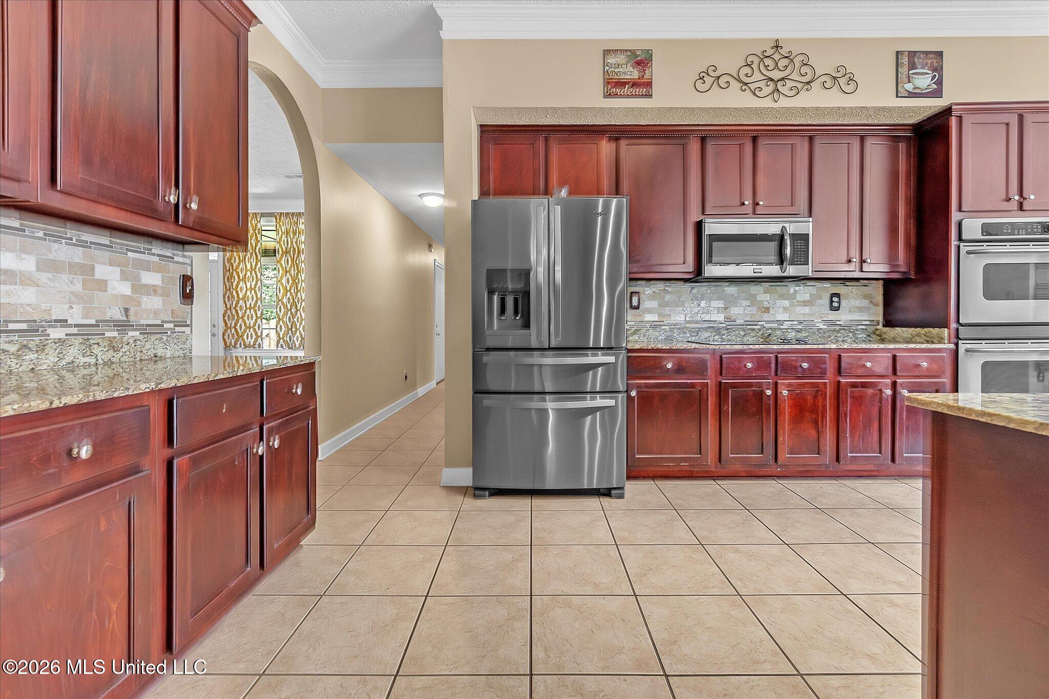 4657 Wedge Hill Drive Property Photo 6