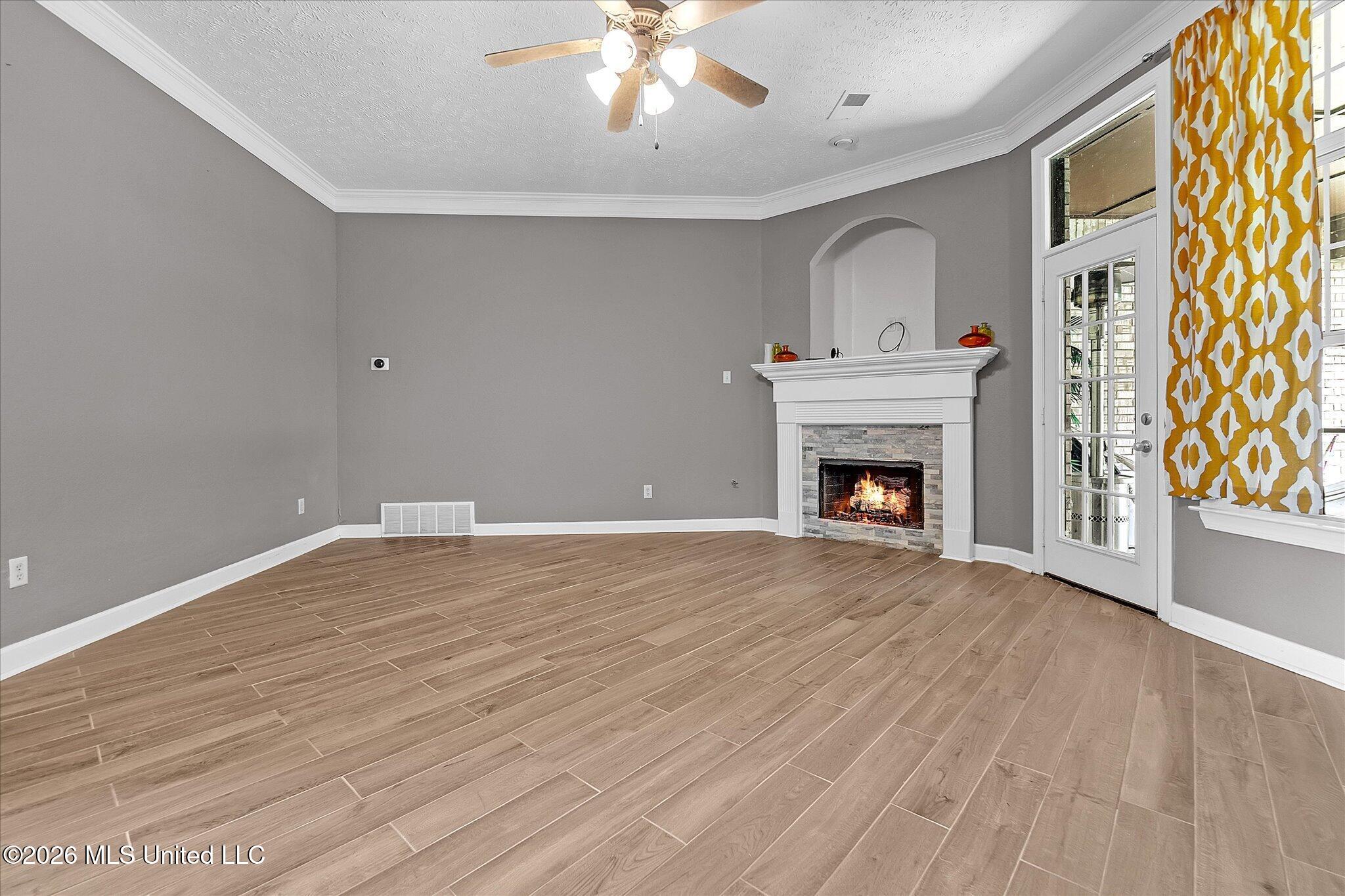 4657 Wedge Hill Drive Property Photo 13