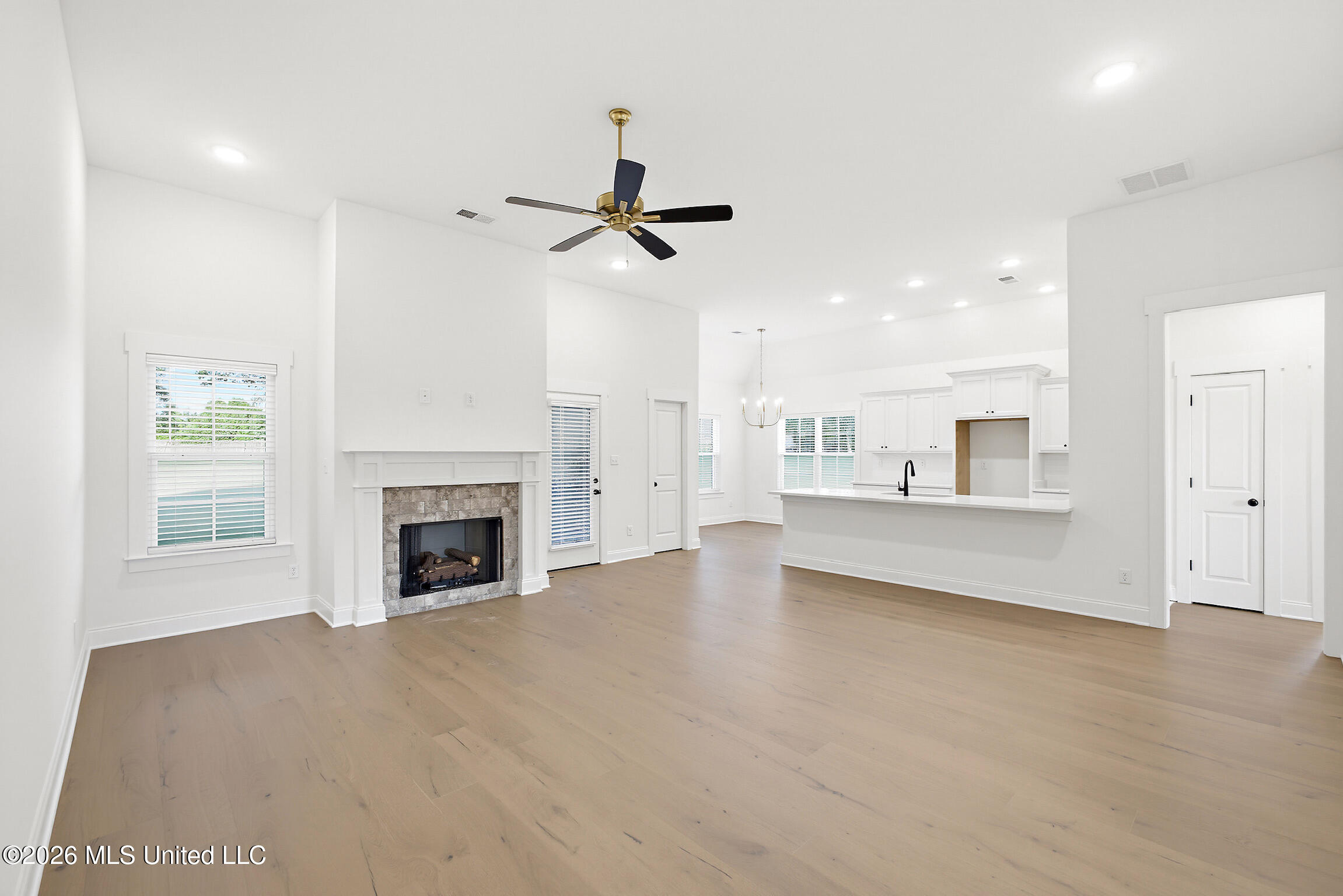 5542 Shiloh Lane Property Photo 7
