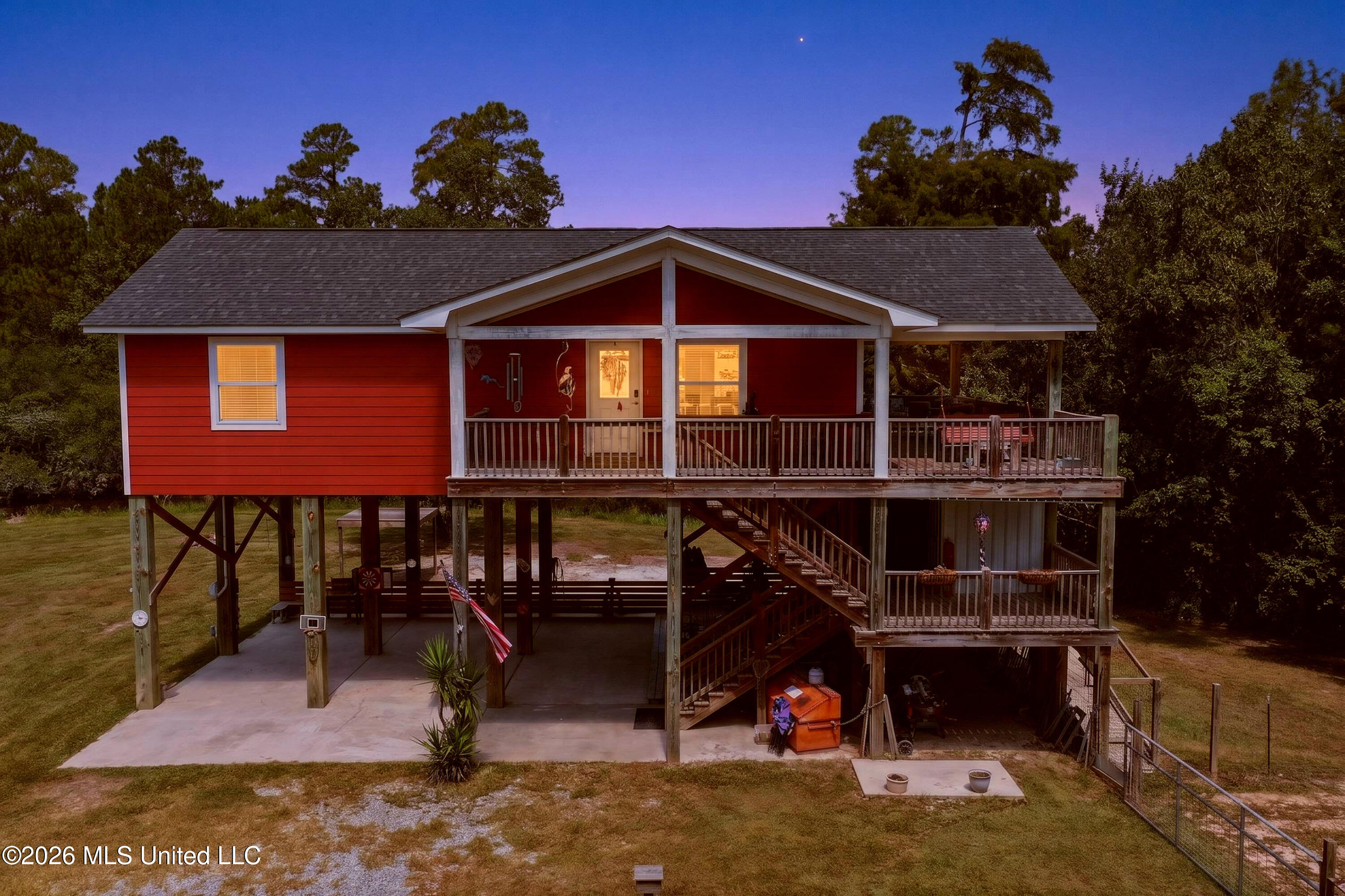 7303 Magnolia Drive Property Photo 1