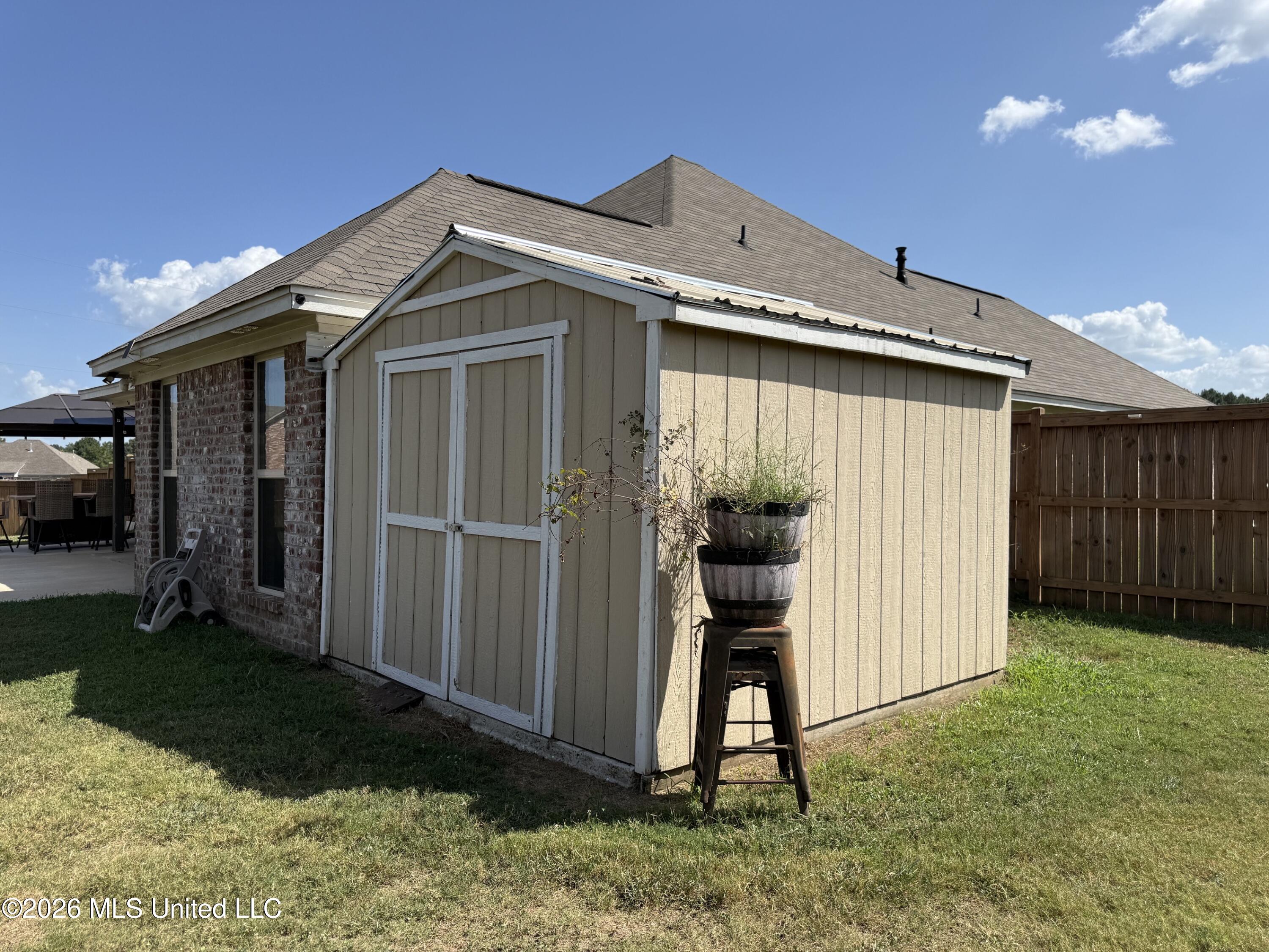 1213 Westfield Place Property Photo 21