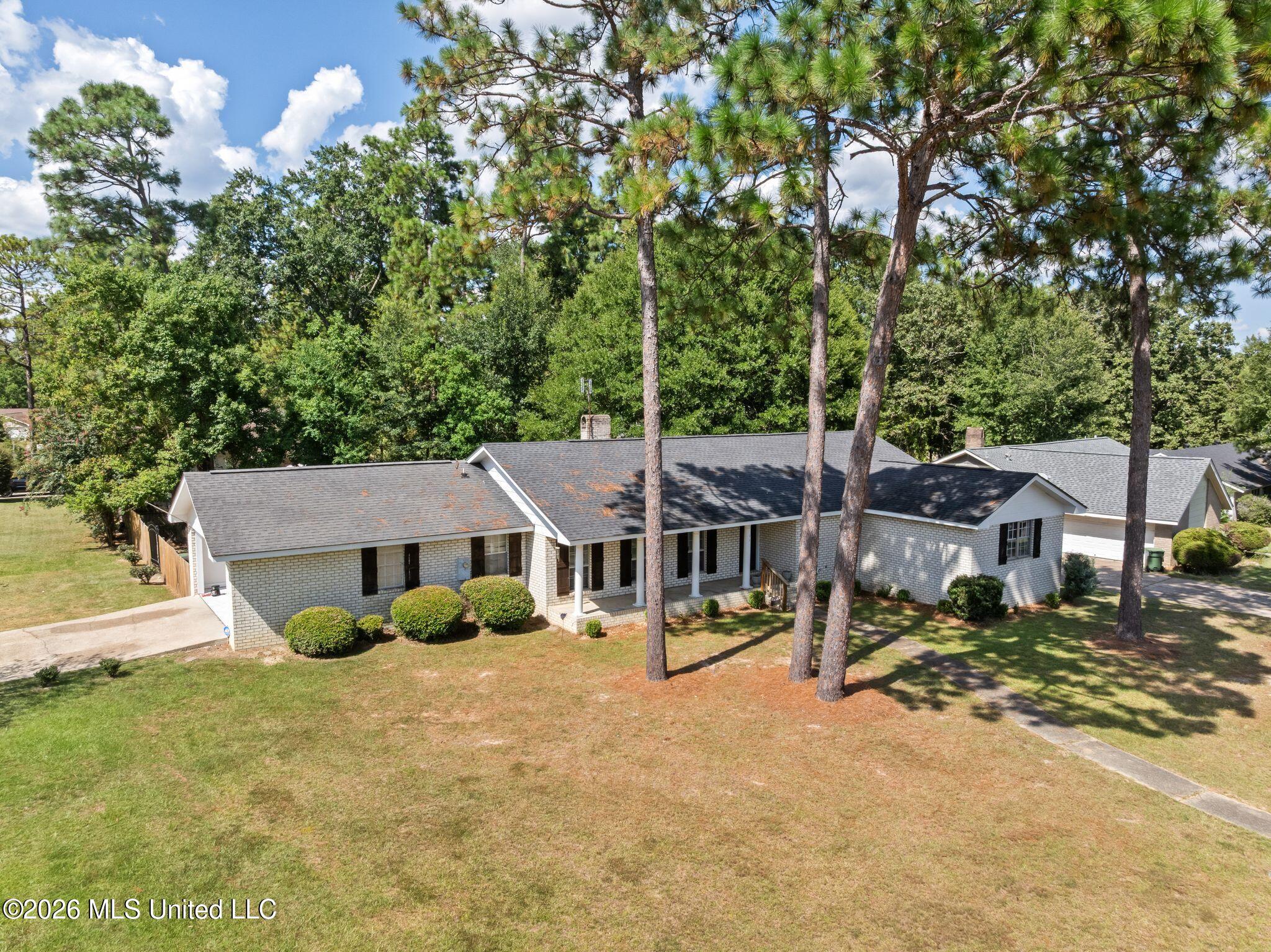 119 Bellair Drive Property Photo 4
