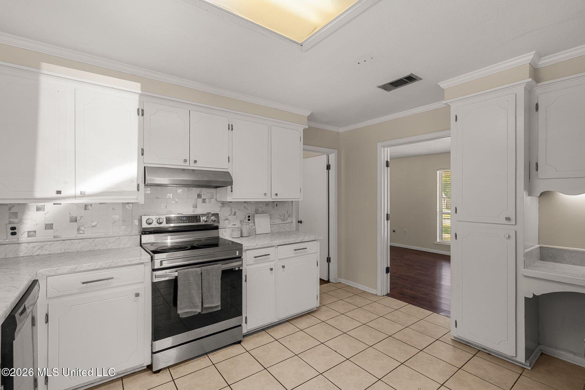 119 Bellair Drive Property Photo 15