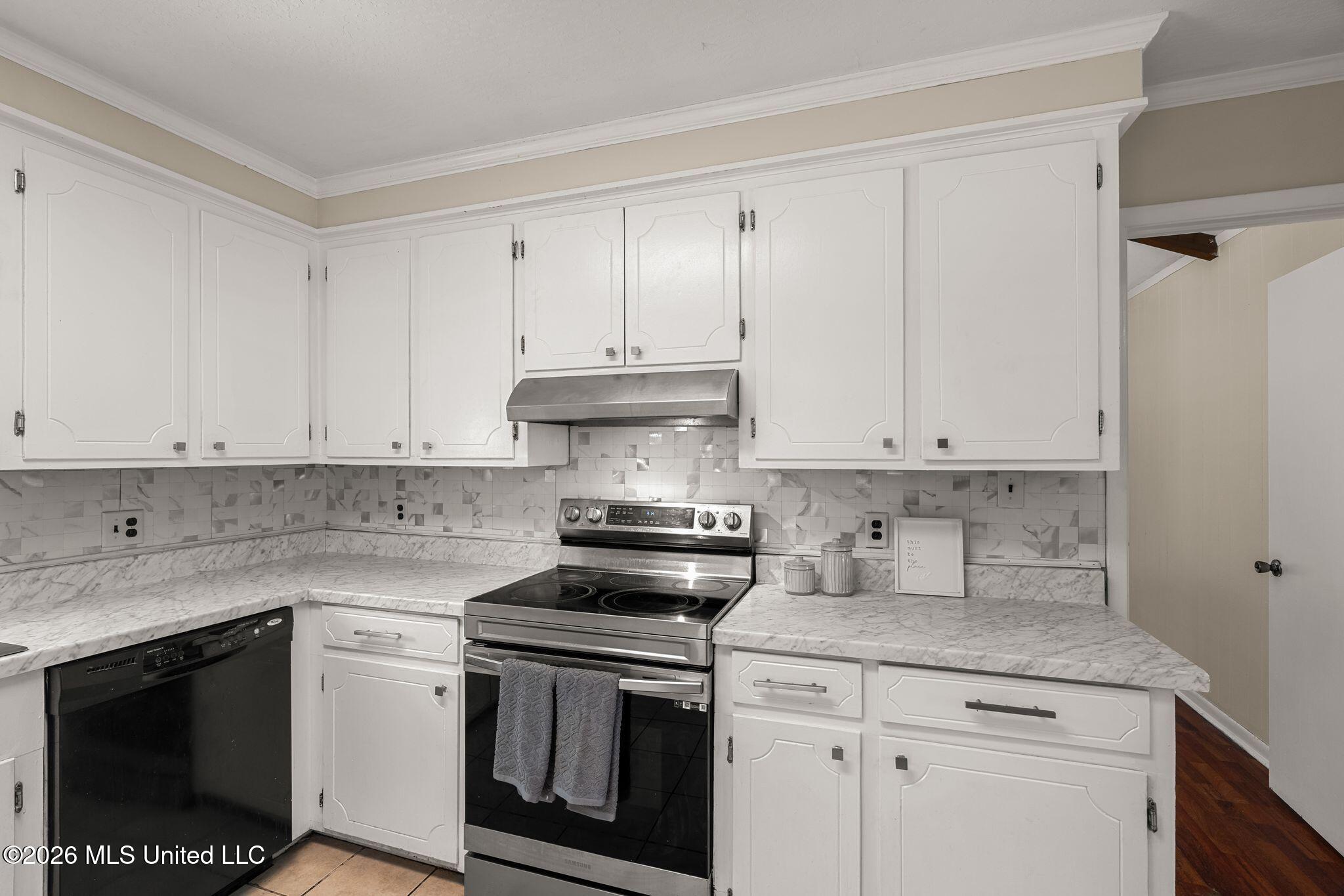119 Bellair Drive Property Photo 16