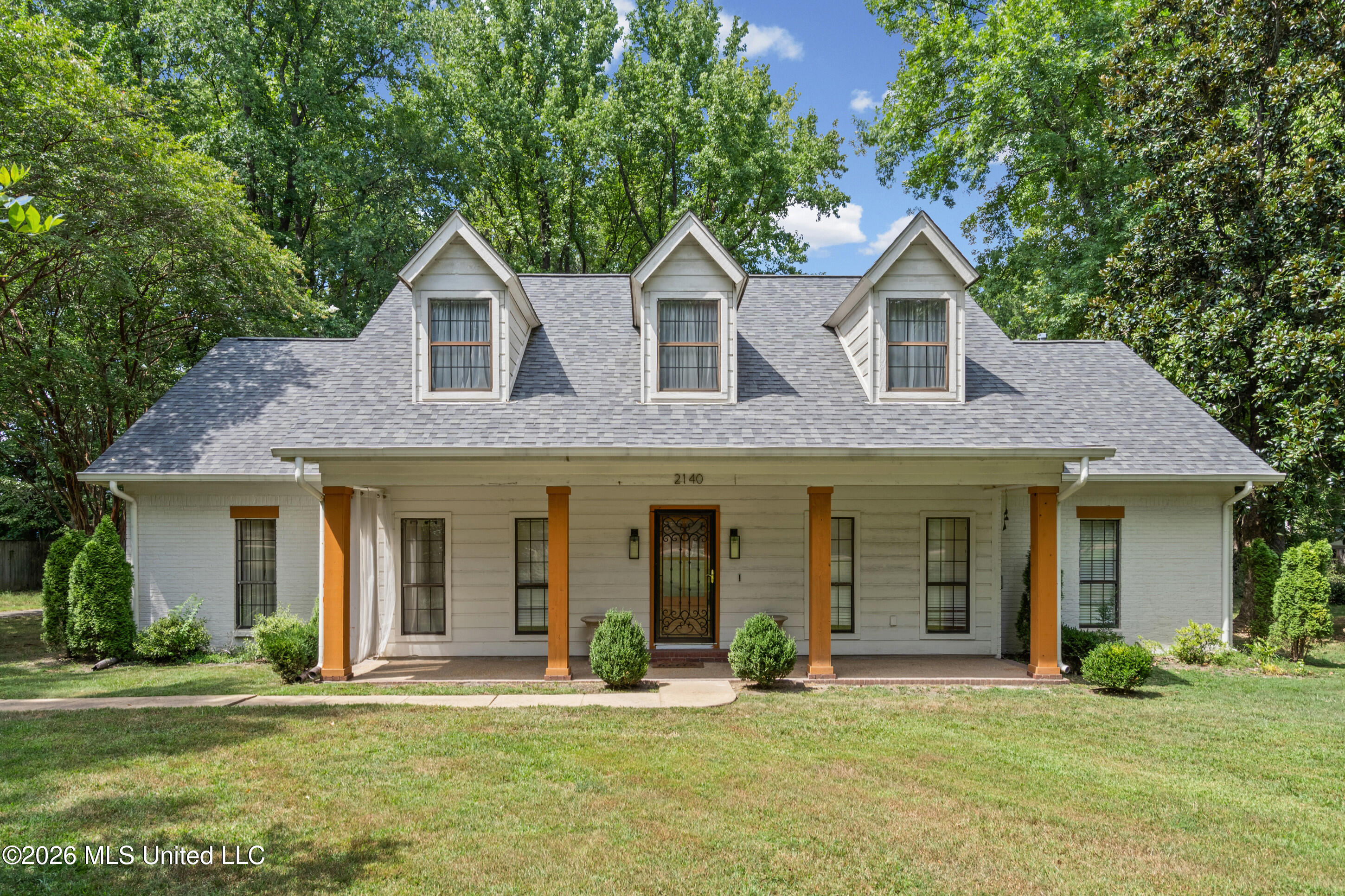 2140 Macintosh Drive Property Photo 1