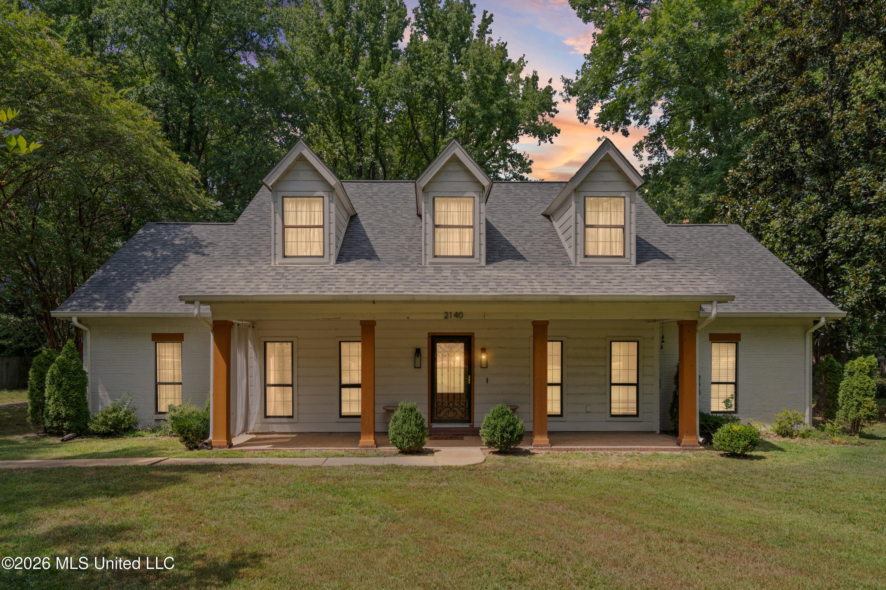 2140 Macintosh Drive Property Photo 2