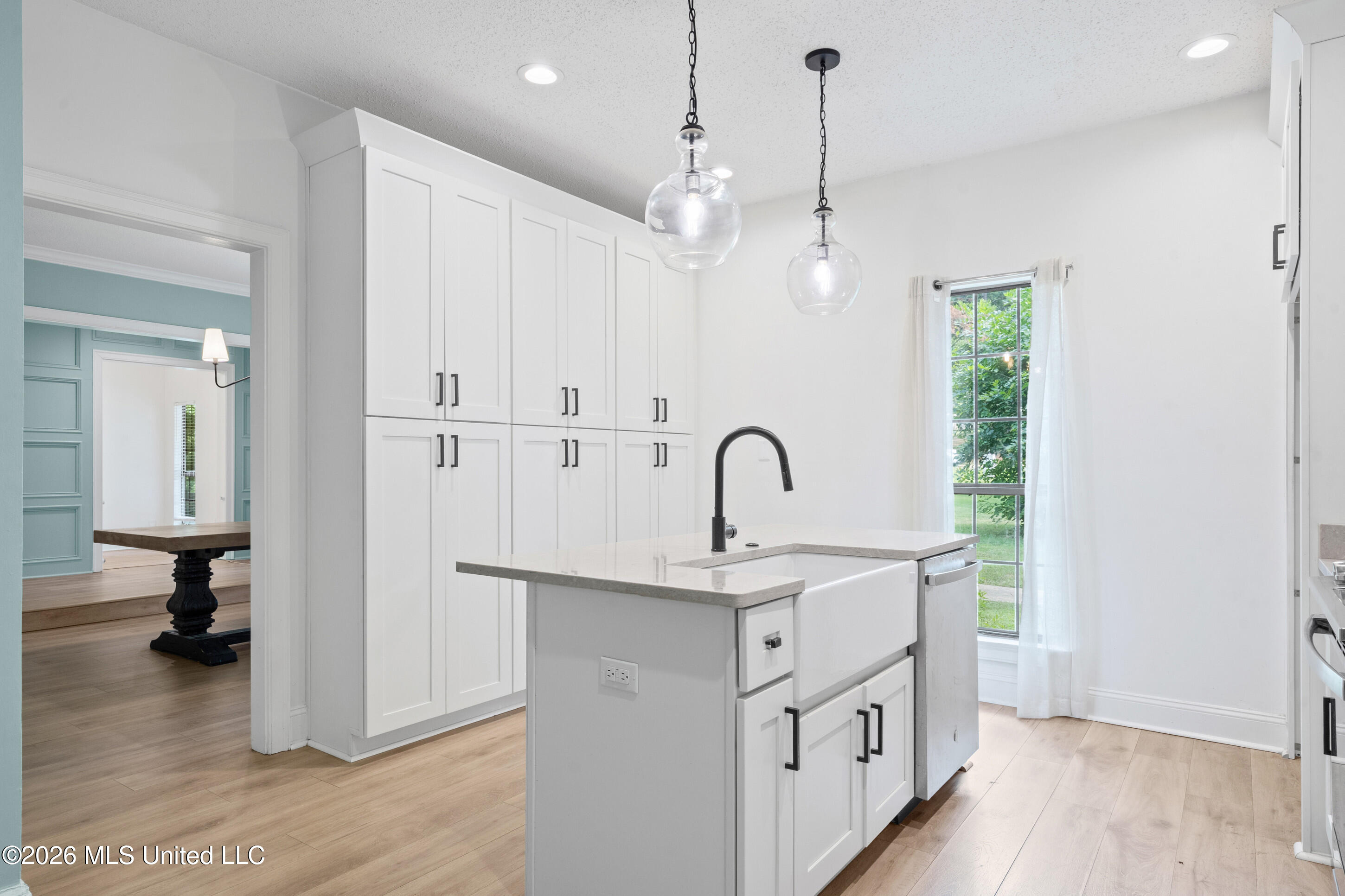 2140 Macintosh Drive Property Photo 8
