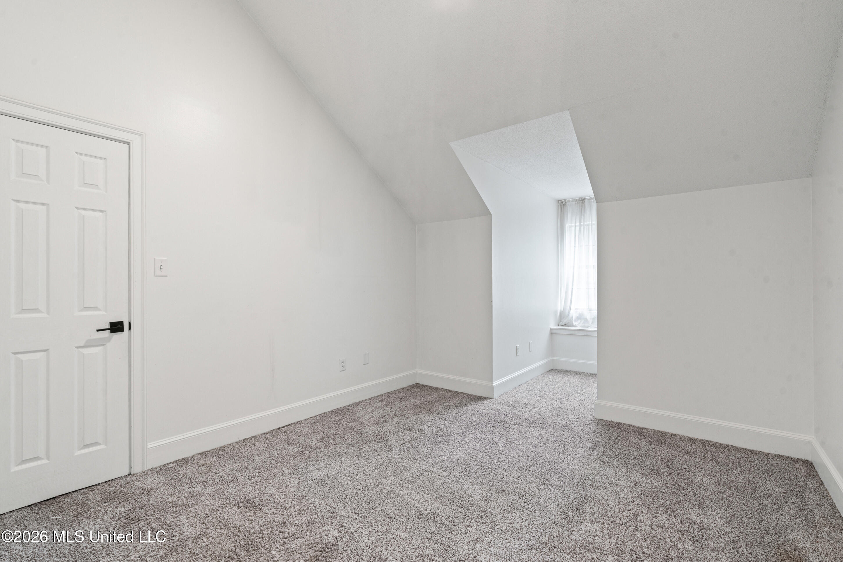 2140 Macintosh Drive Property Photo 16