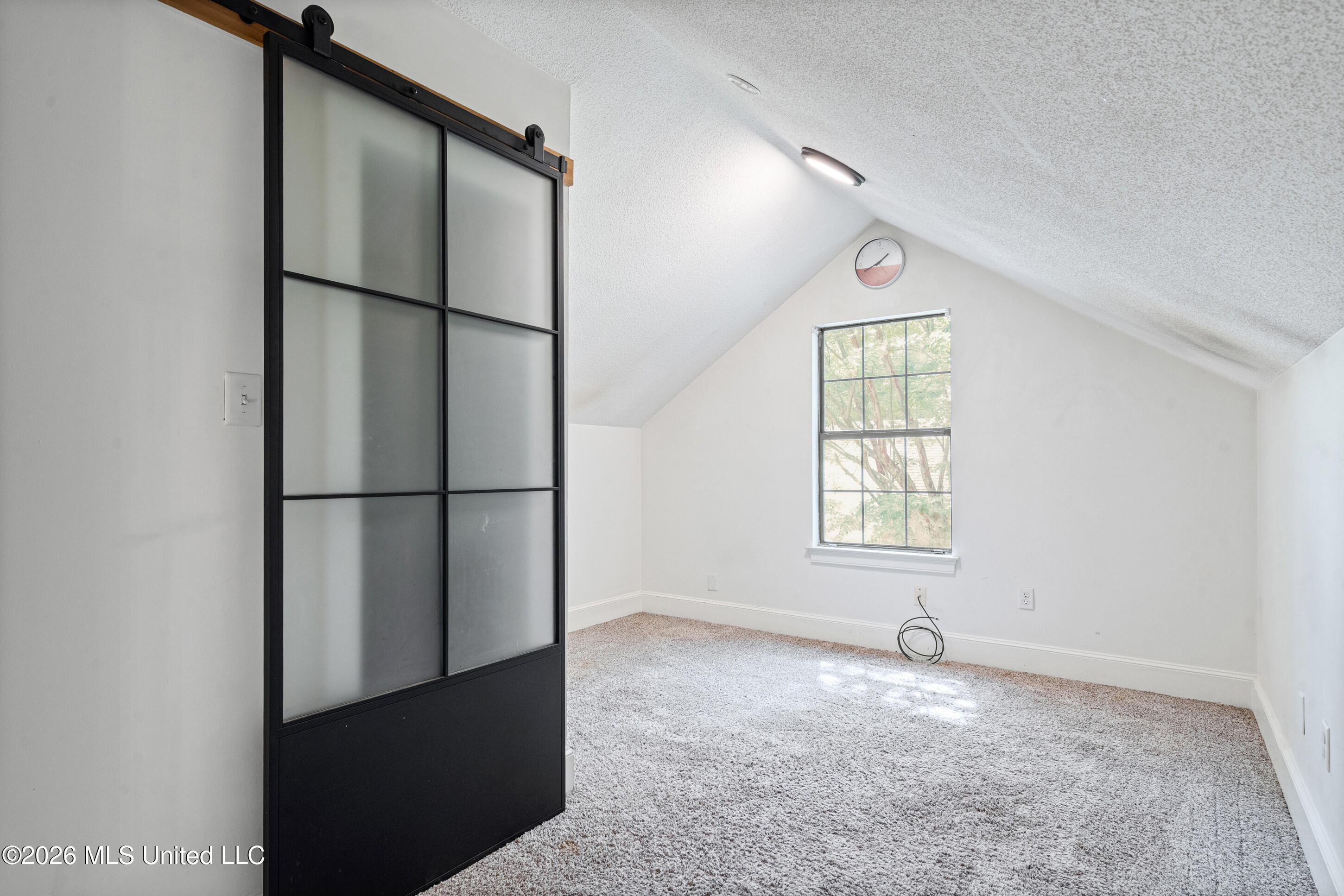 2140 Macintosh Drive Property Photo 18