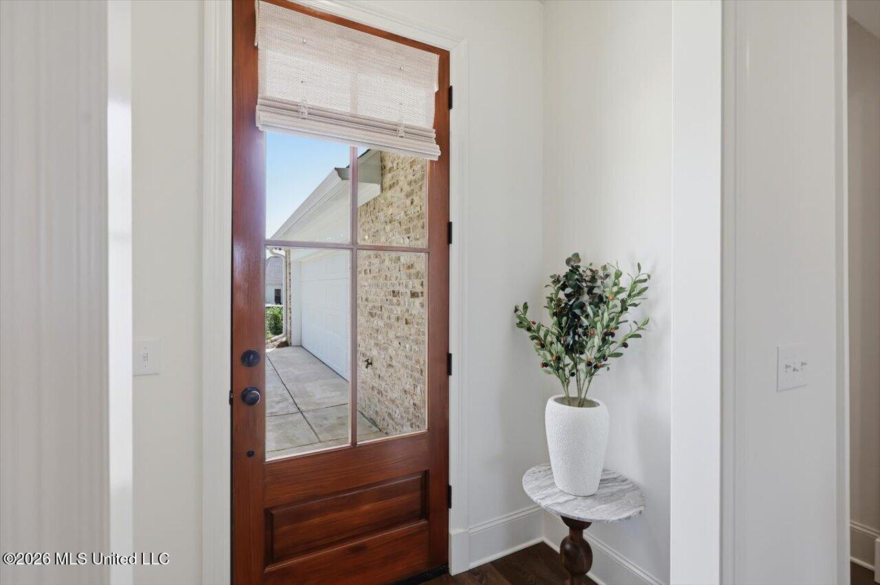 133 Hunters Way Property Photo 6