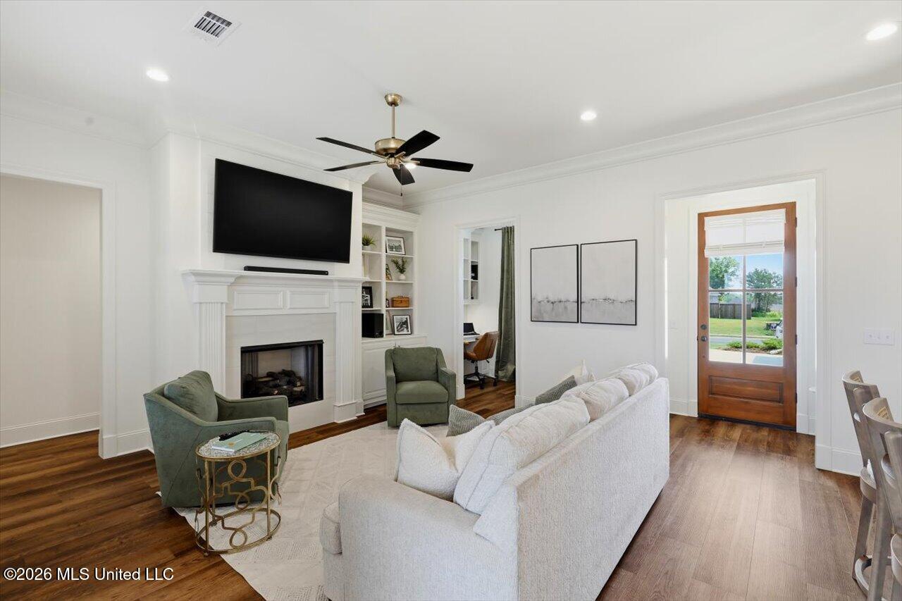 133 Hunters Way Property Photo 8