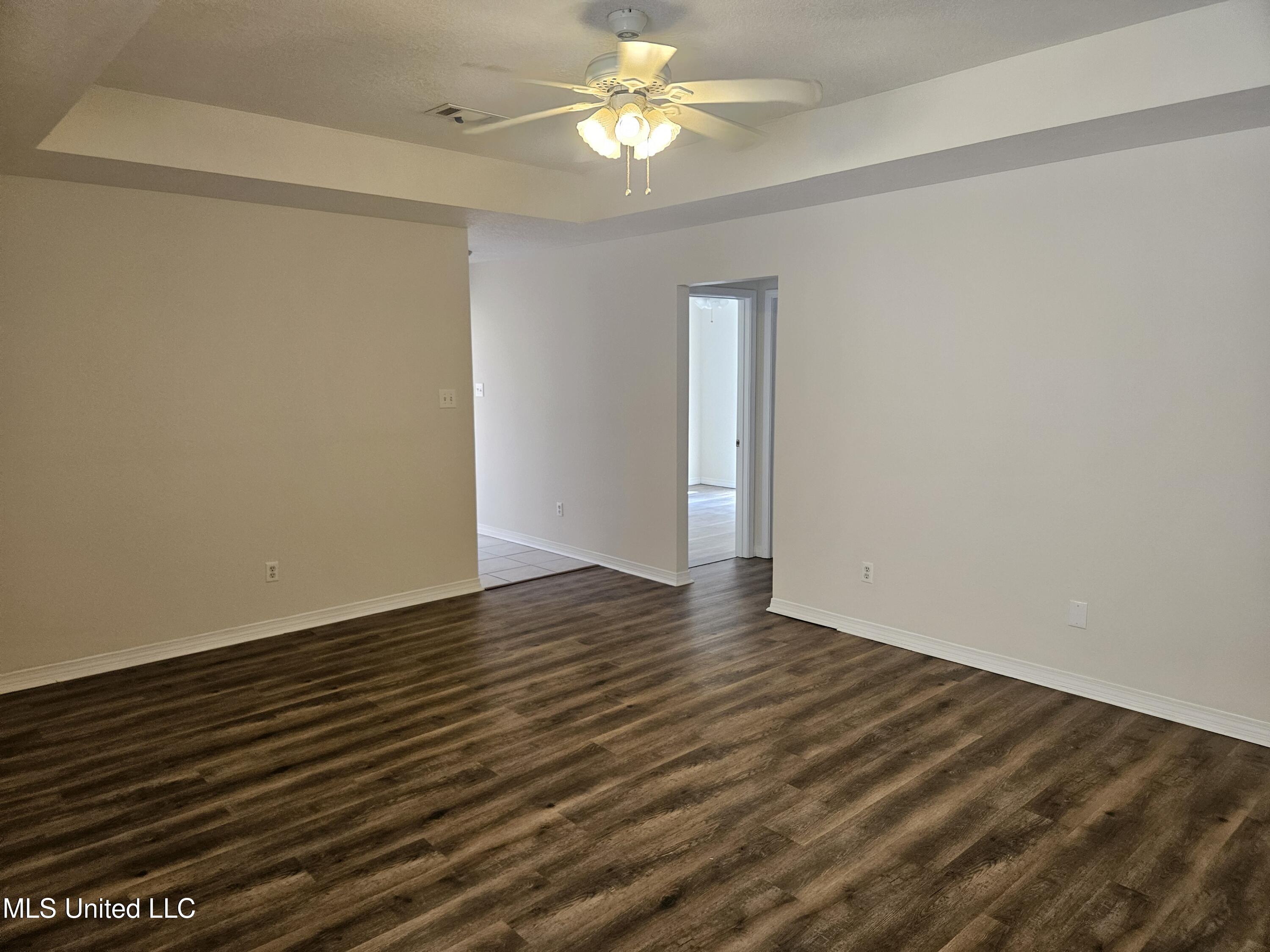 2532 N 10th Street Property Photo 8