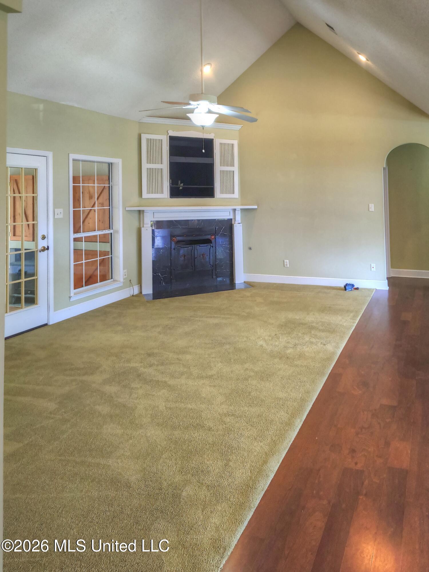 1663 Cedar Trail Cove Property Photo 4