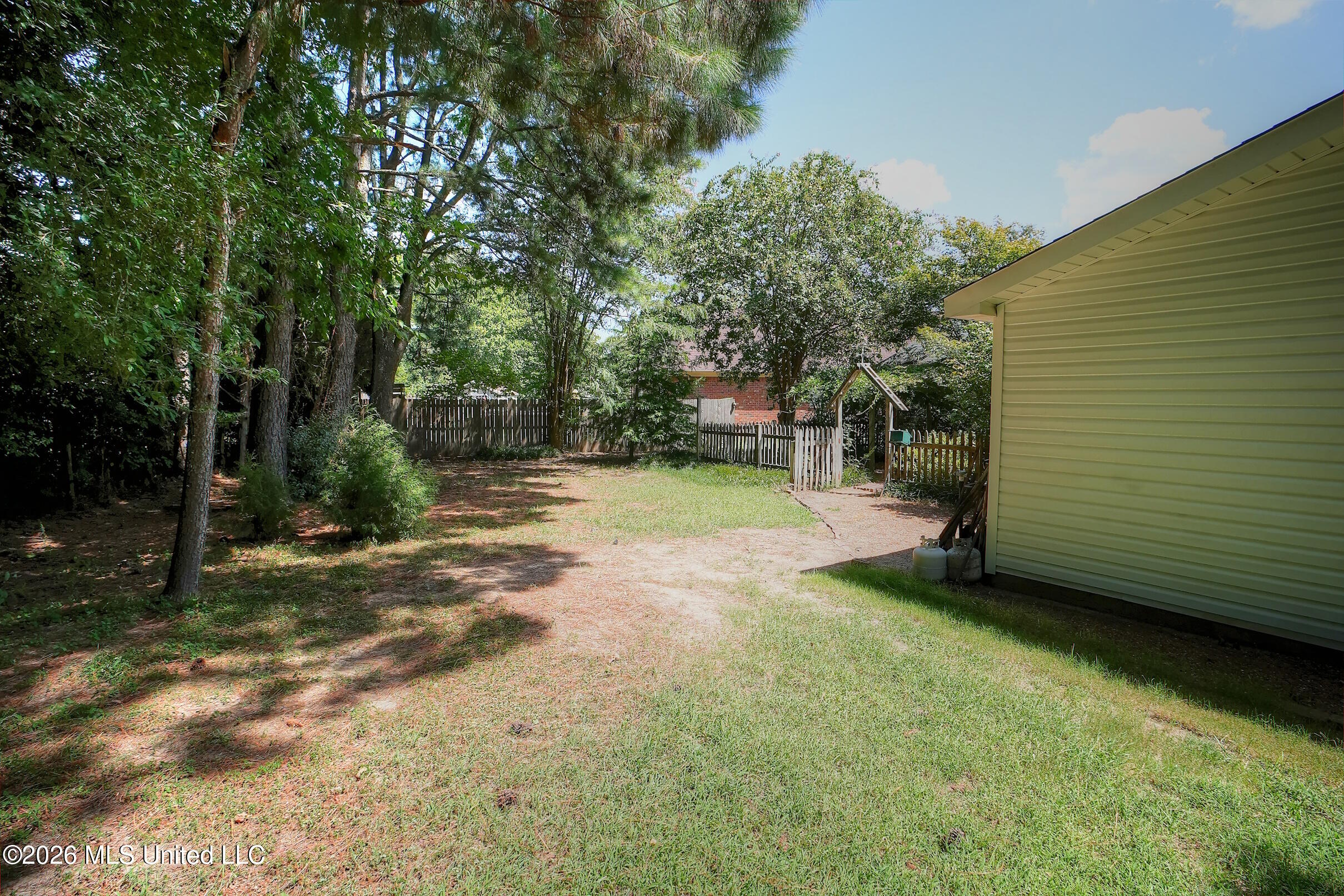 1663 Cedar Trail Cove Property Photo 29