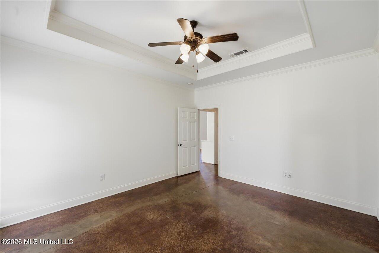 115 Kings Crossing Property Photo 18