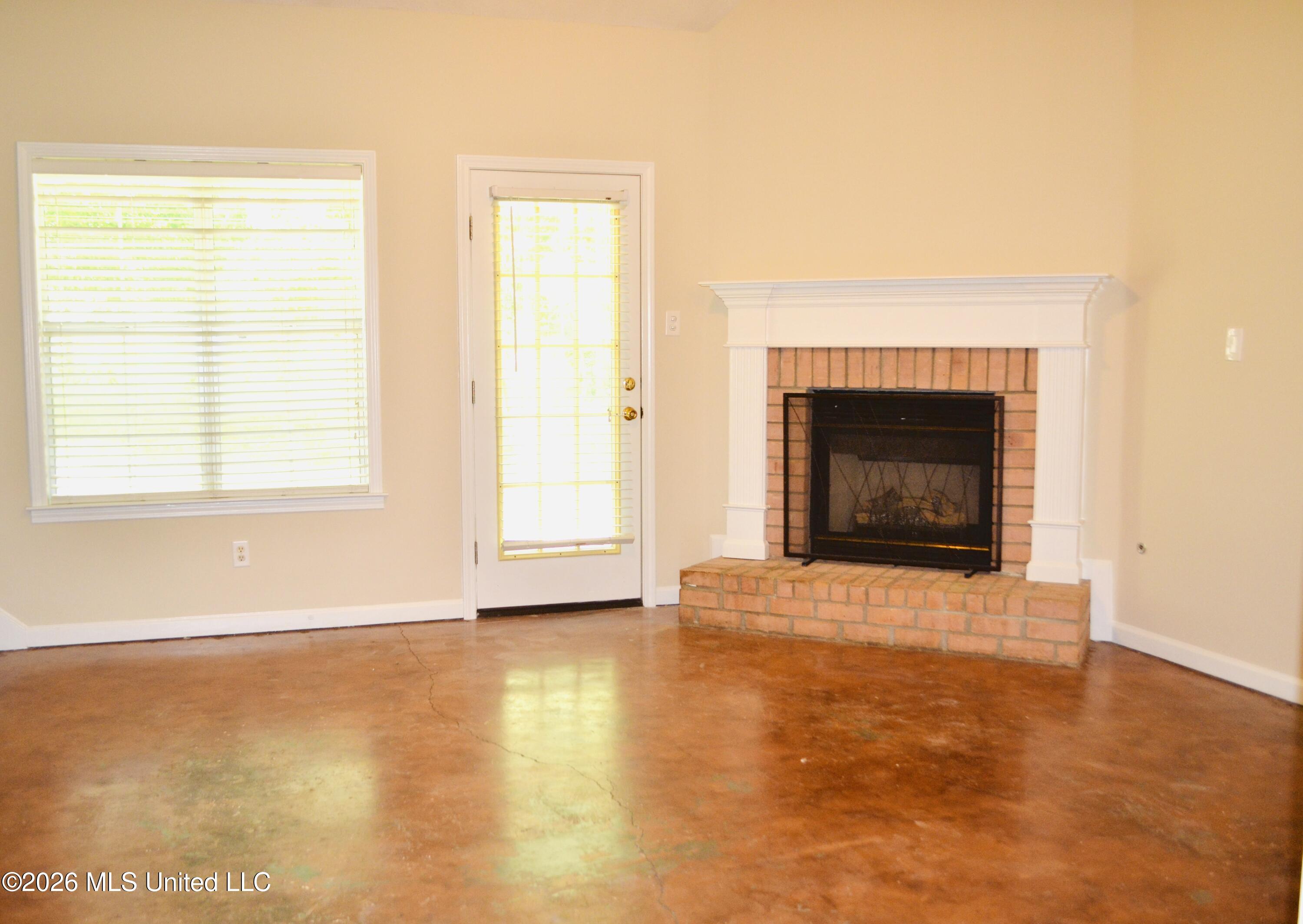 3292 Big Ben Property Photo 4