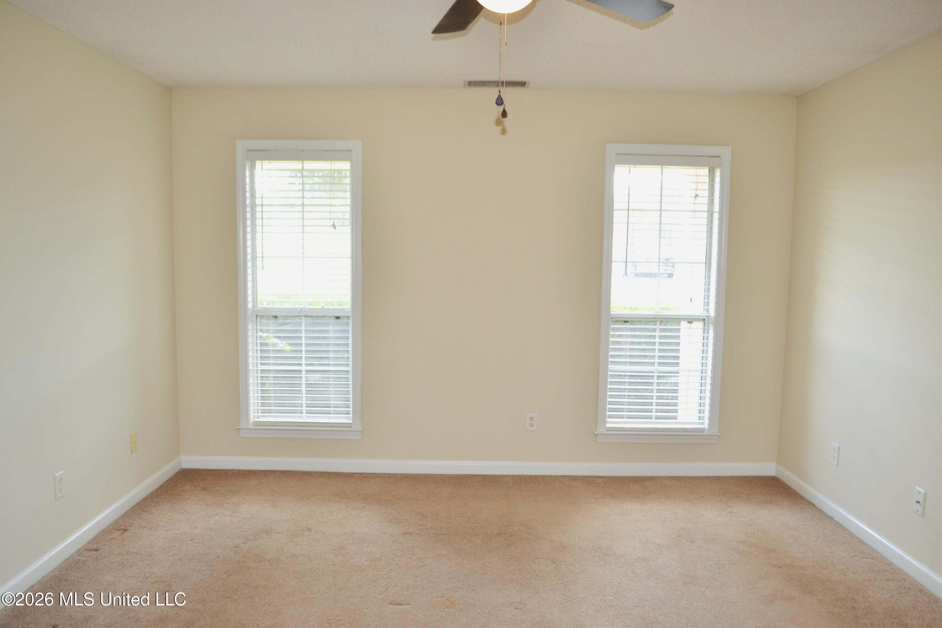 3292 Big Ben Property Photo 7