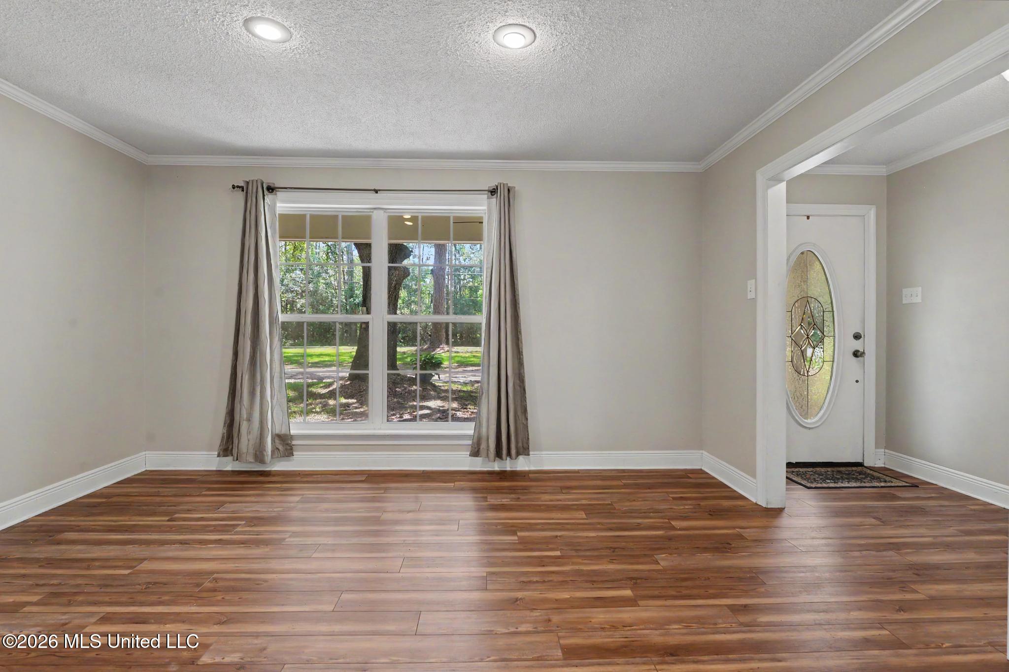 9121 Prairiebrook Road Property Photo 4