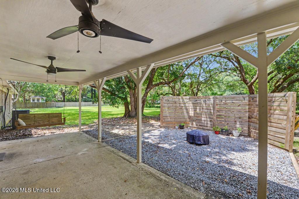 9121 Prairiebrook Road Property Photo 25