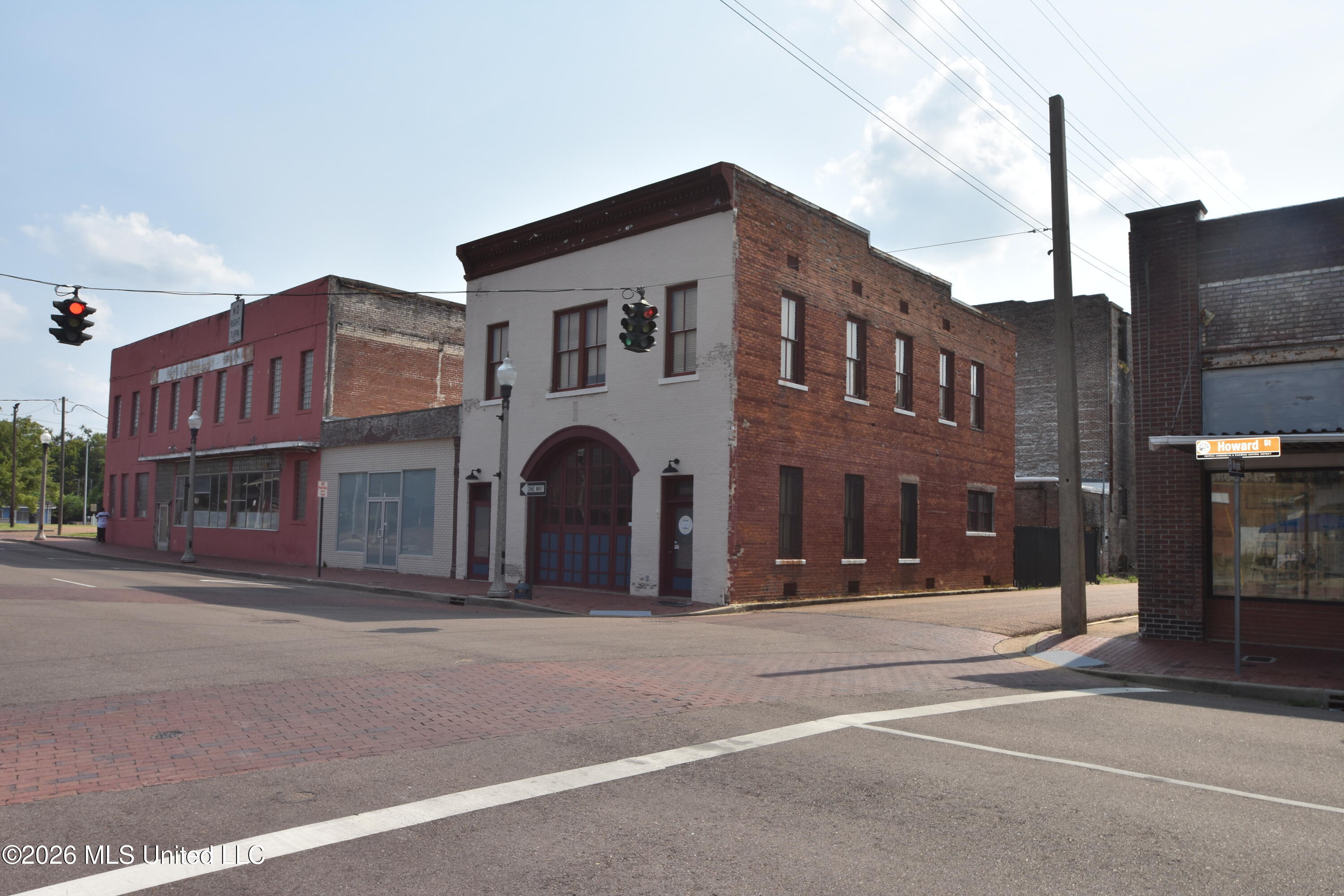 500 Howard Street Property Photo 14