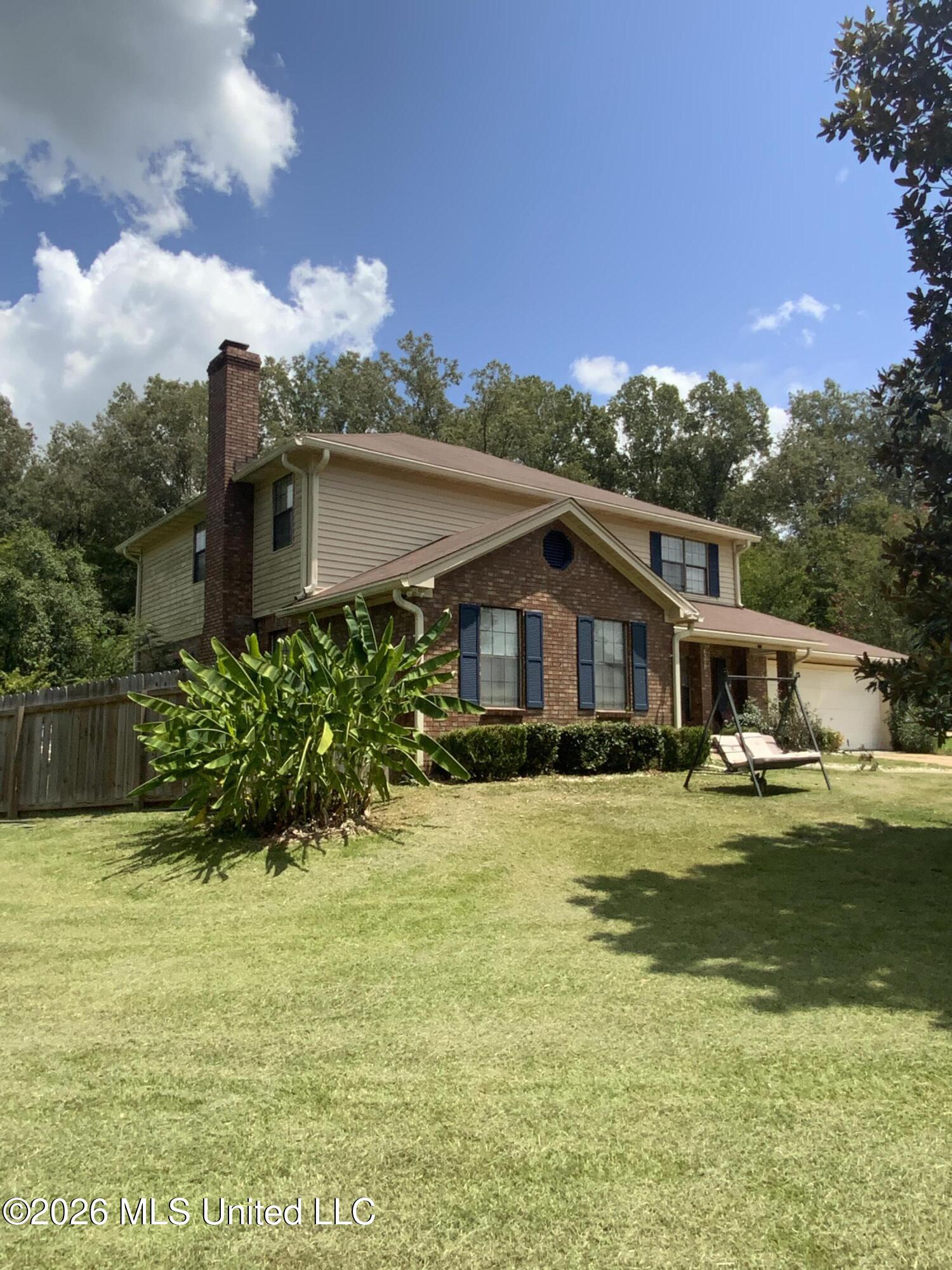 6372 Ashley Circle Property Photo 3