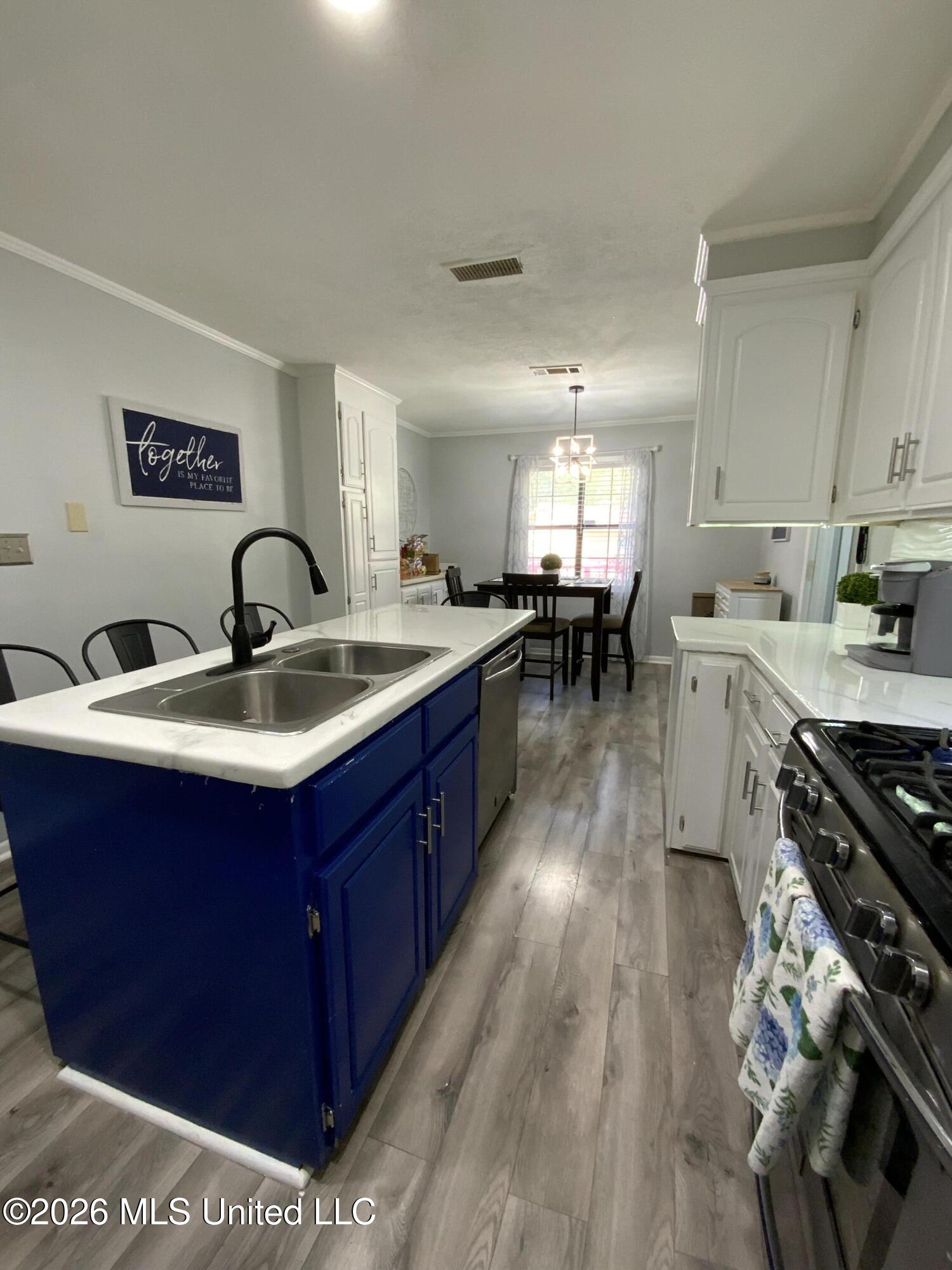 6372 Ashley Circle Property Photo 14