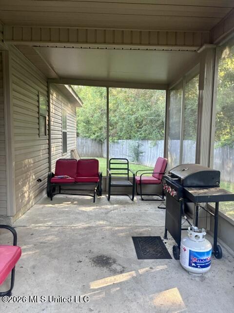 18526 Devin Court Property Photo 4