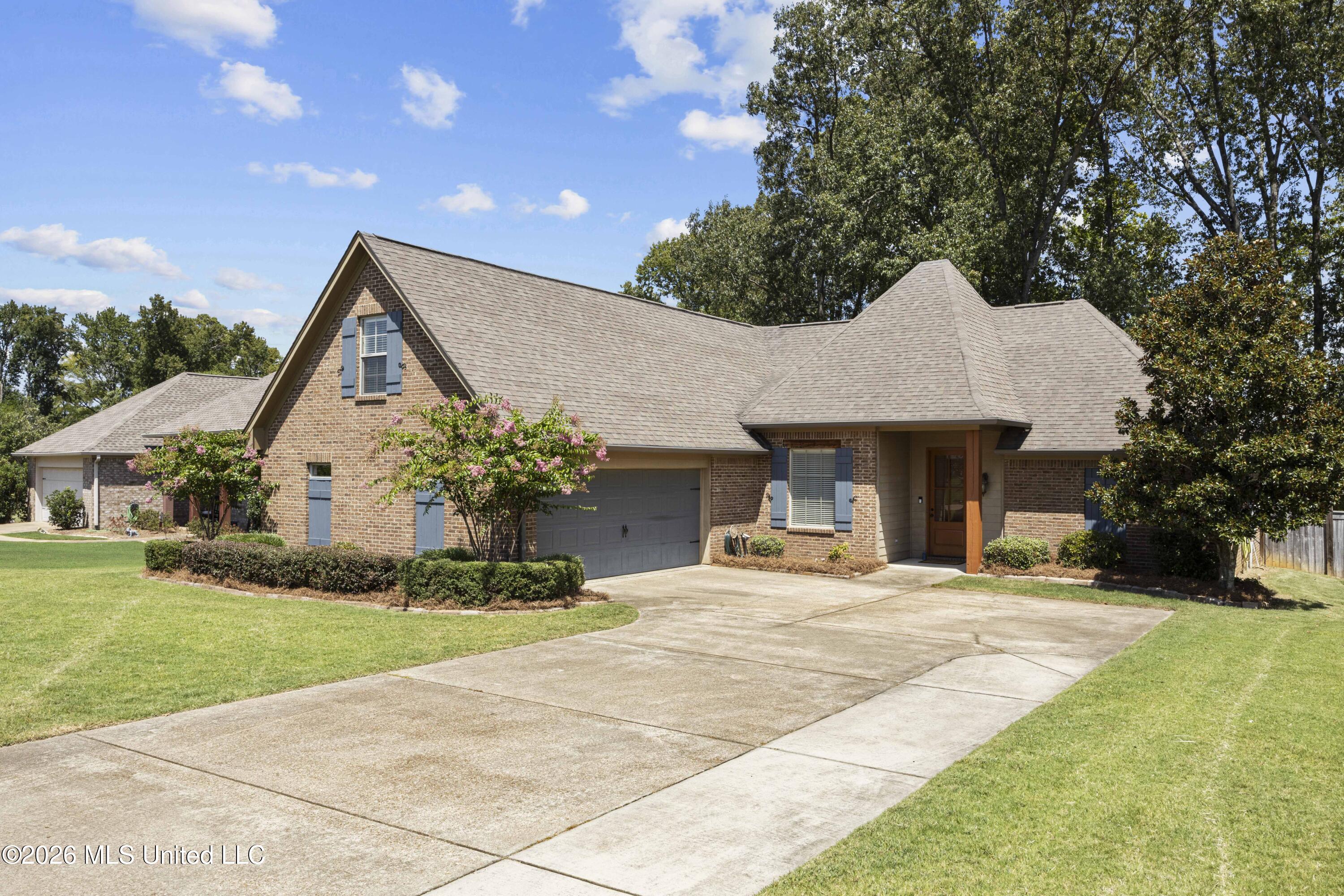 131 Stillhouse Creek Drive Property Photo 1