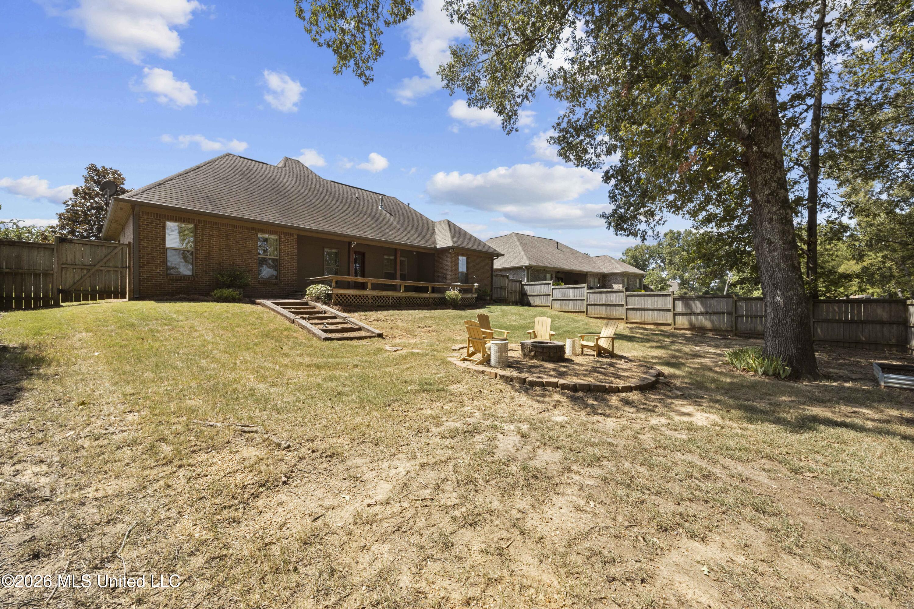 131 Stillhouse Creek Drive Property Photo 8