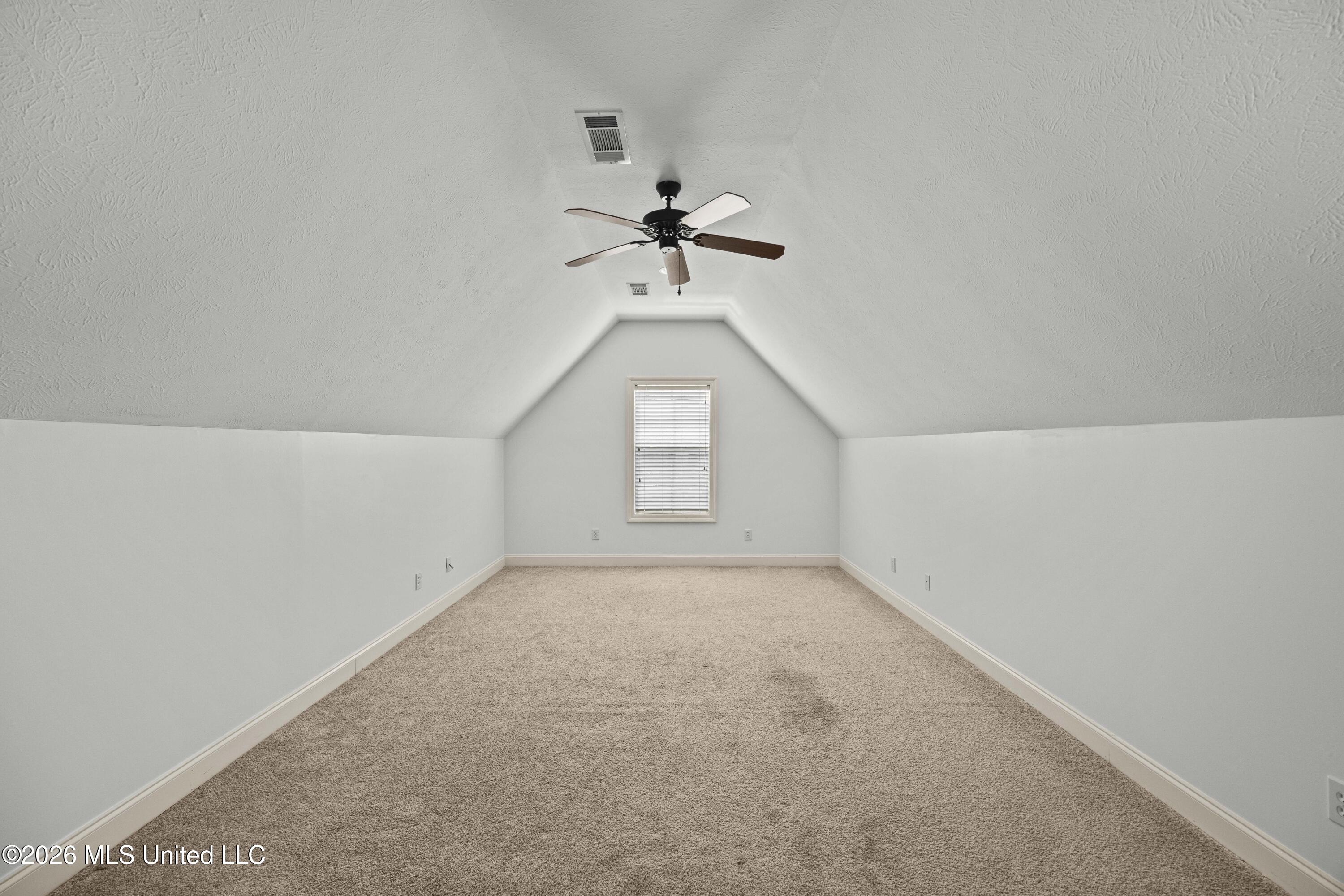 131 Stillhouse Creek Drive Property Photo 25