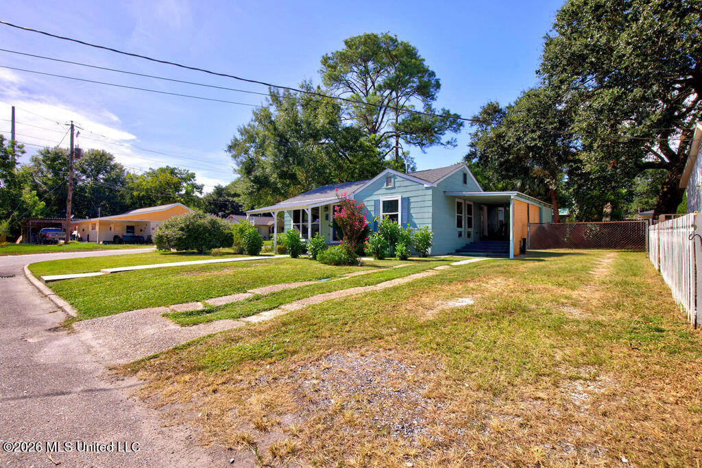 1644 Pringle Circle Property Photo 3