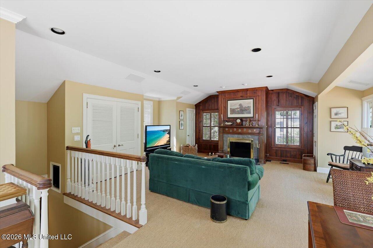 3851 Old Canton Road Property Photo 8