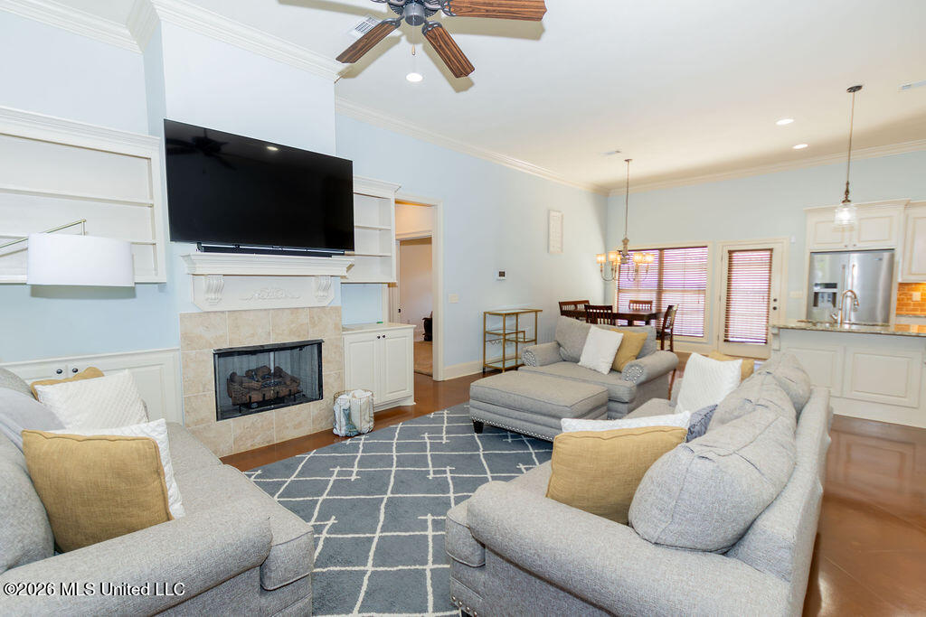 958 Willow Grande Circle Property Photo 4