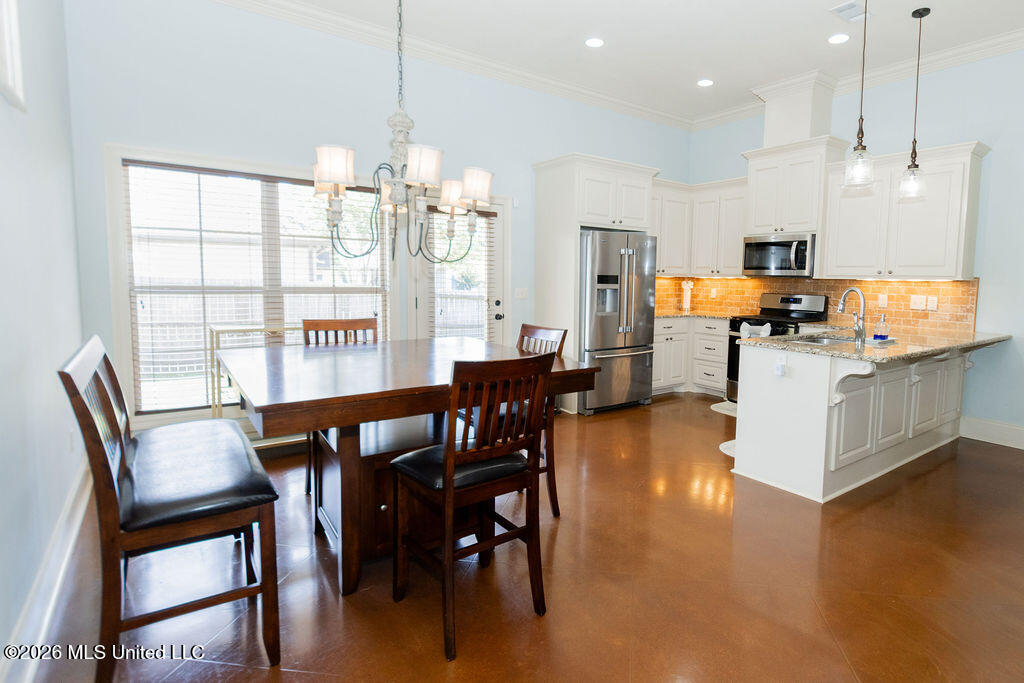 958 Willow Grande Circle Property Photo 8