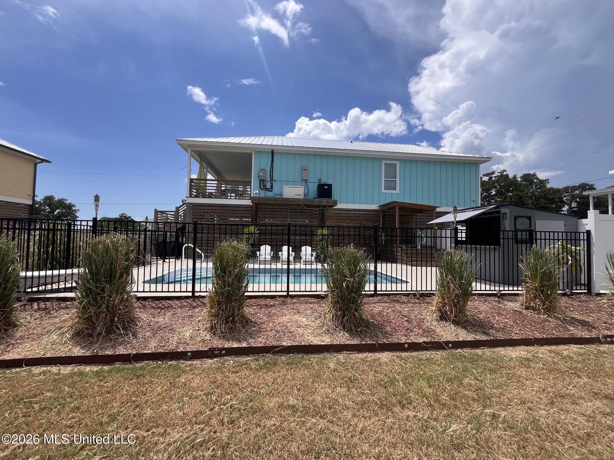 127 17th Street Property Photo 2