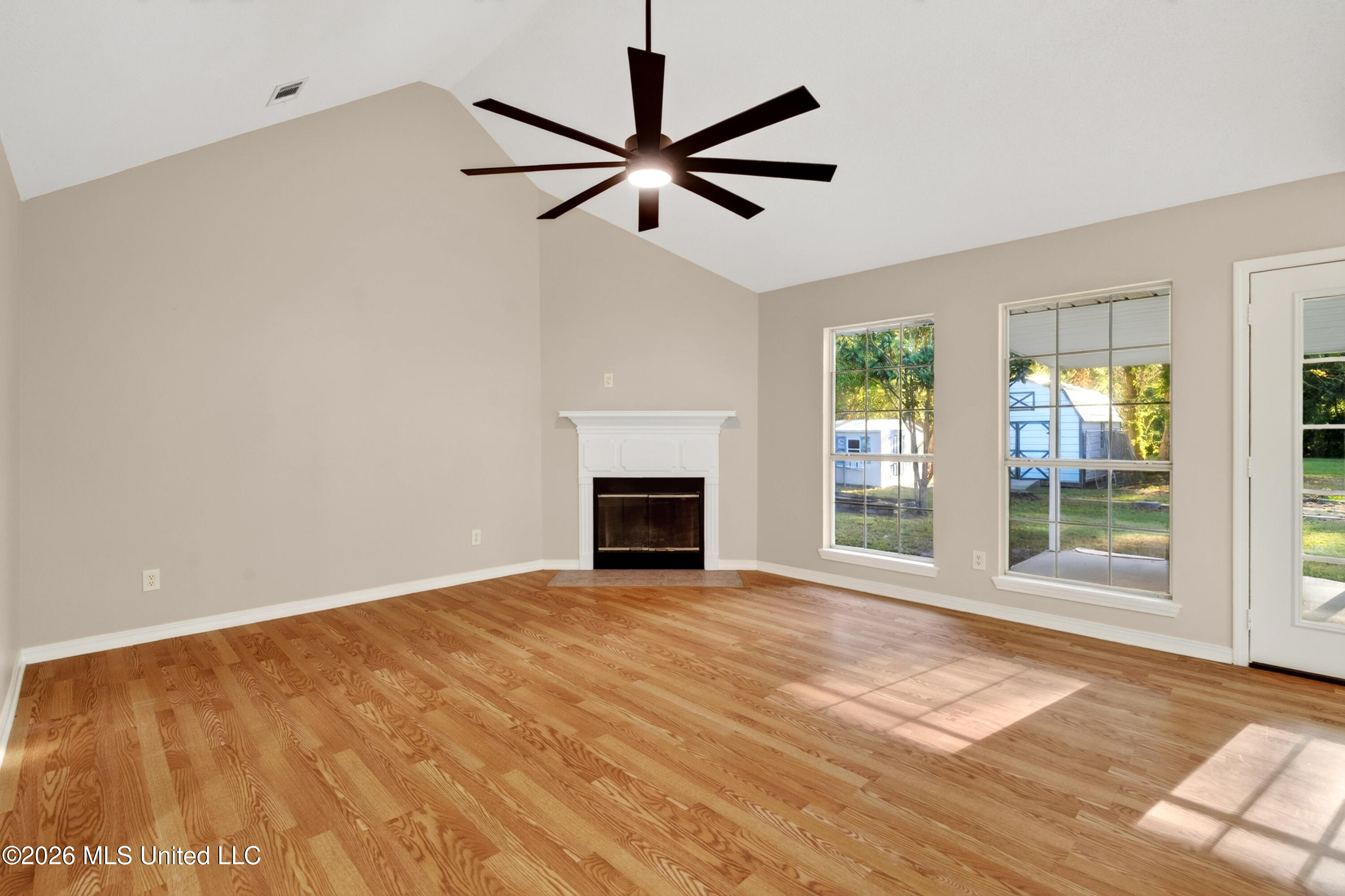 23 Ridge Crest Drive Property Photo 9