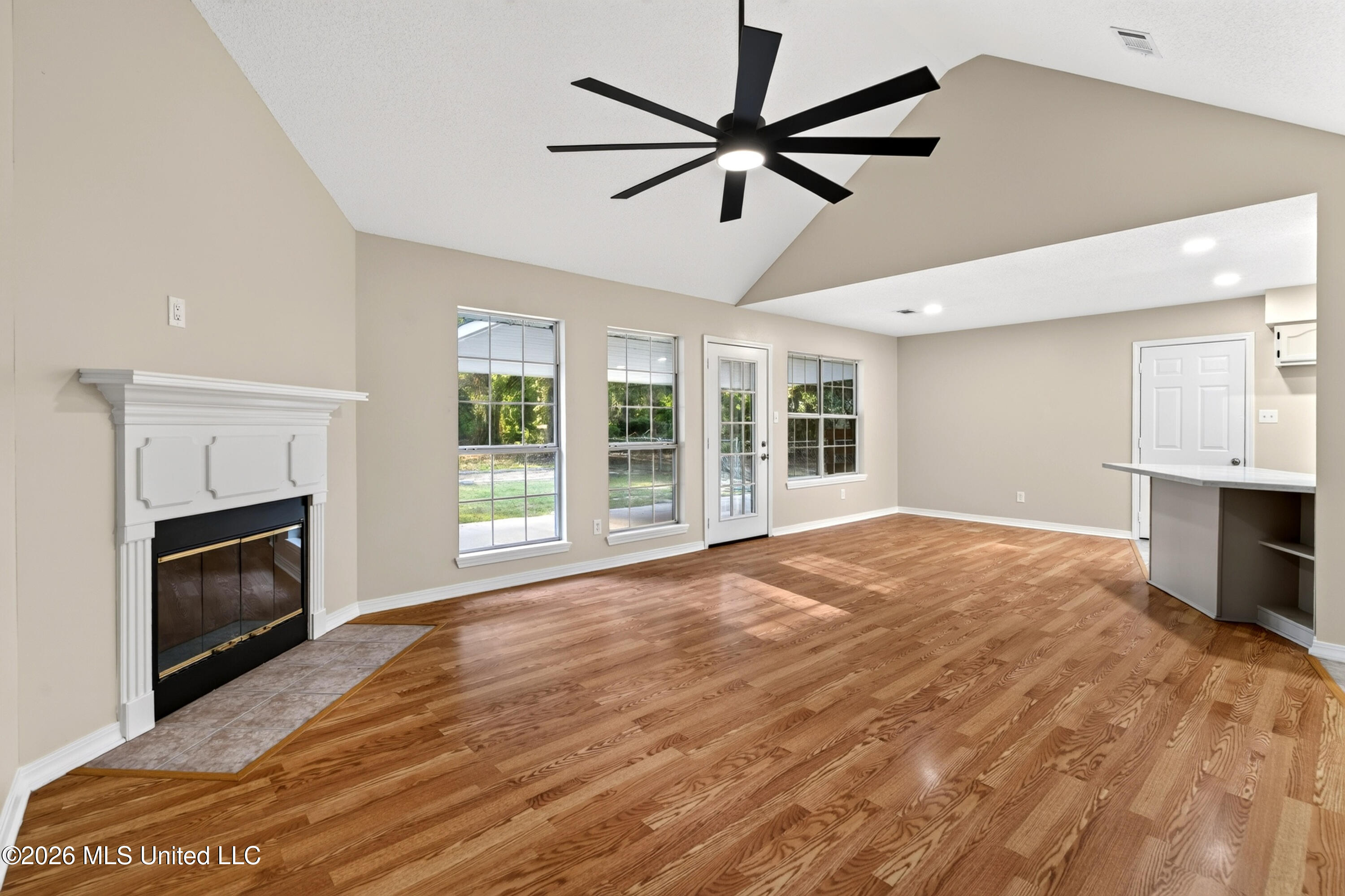 23 Ridge Crest Drive Property Photo 11