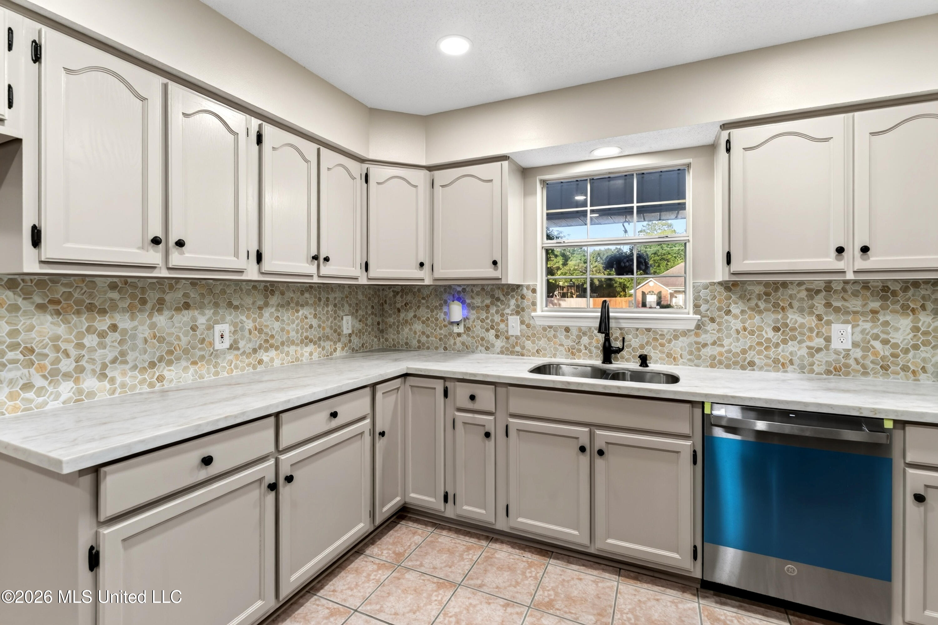 23 Ridge Crest Drive Property Photo 18
