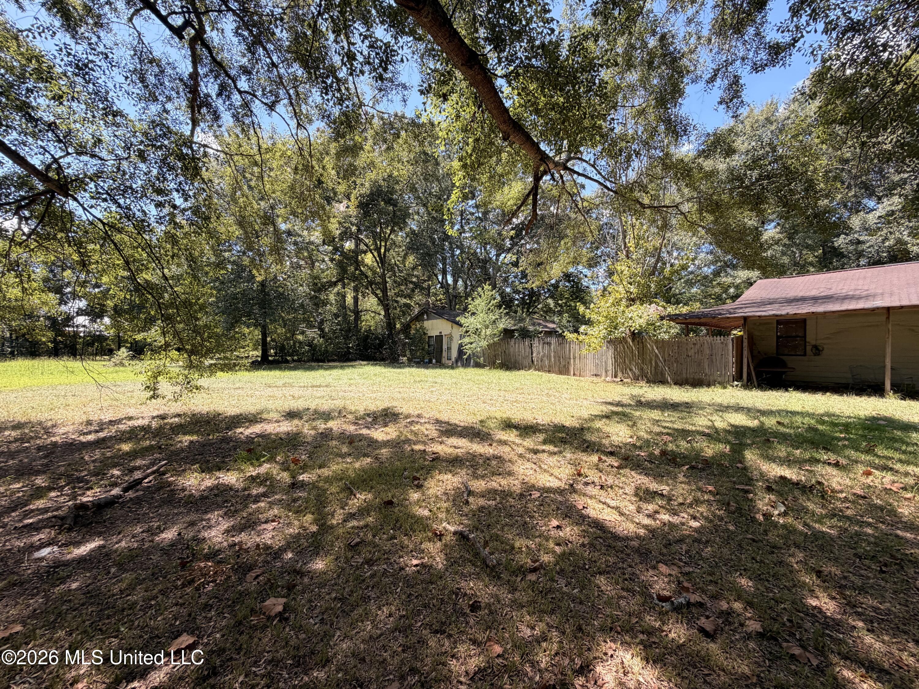 343 N Hight Avenue Property Photo 2