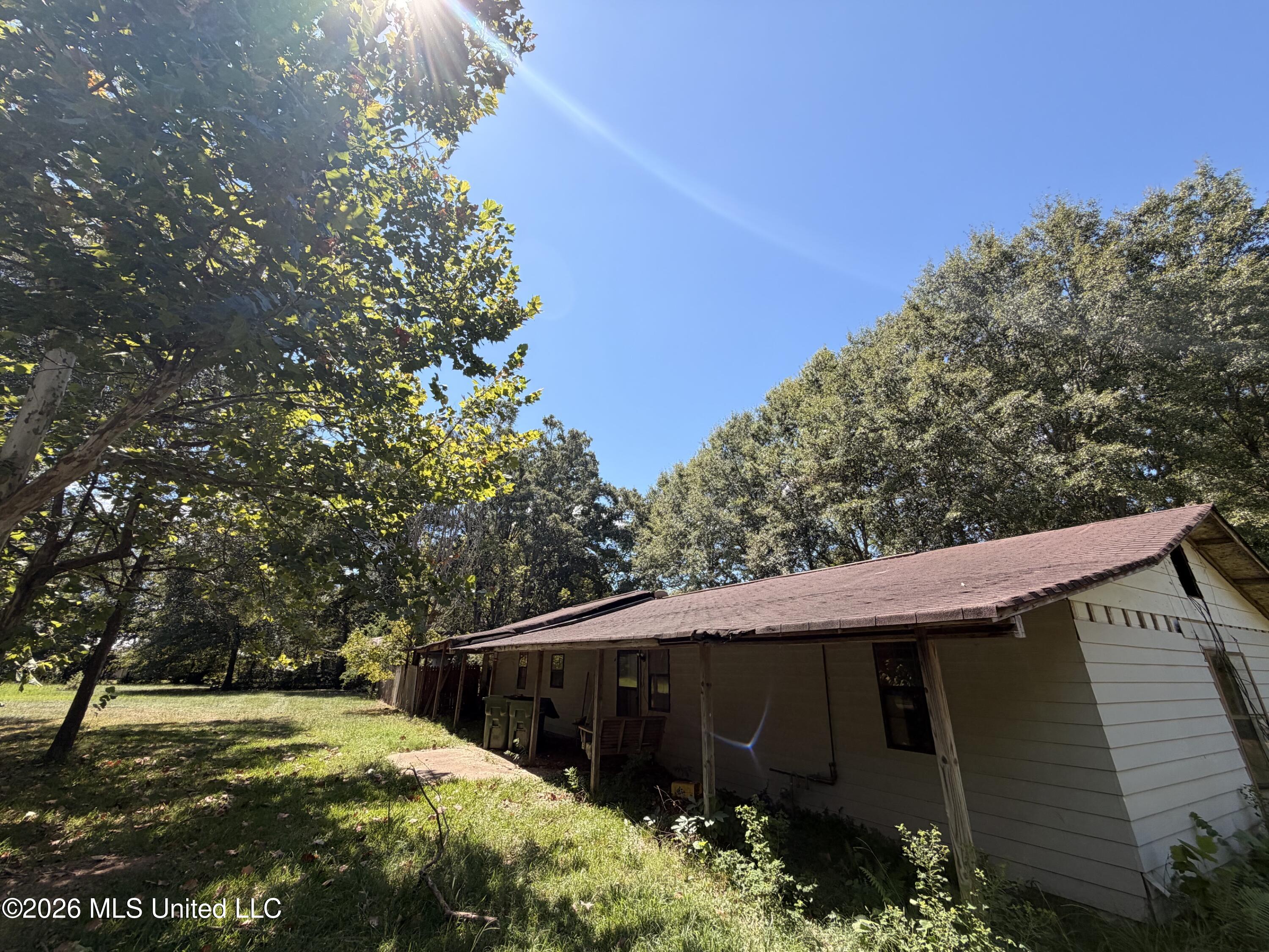 343 N Hight Avenue Property Photo 11